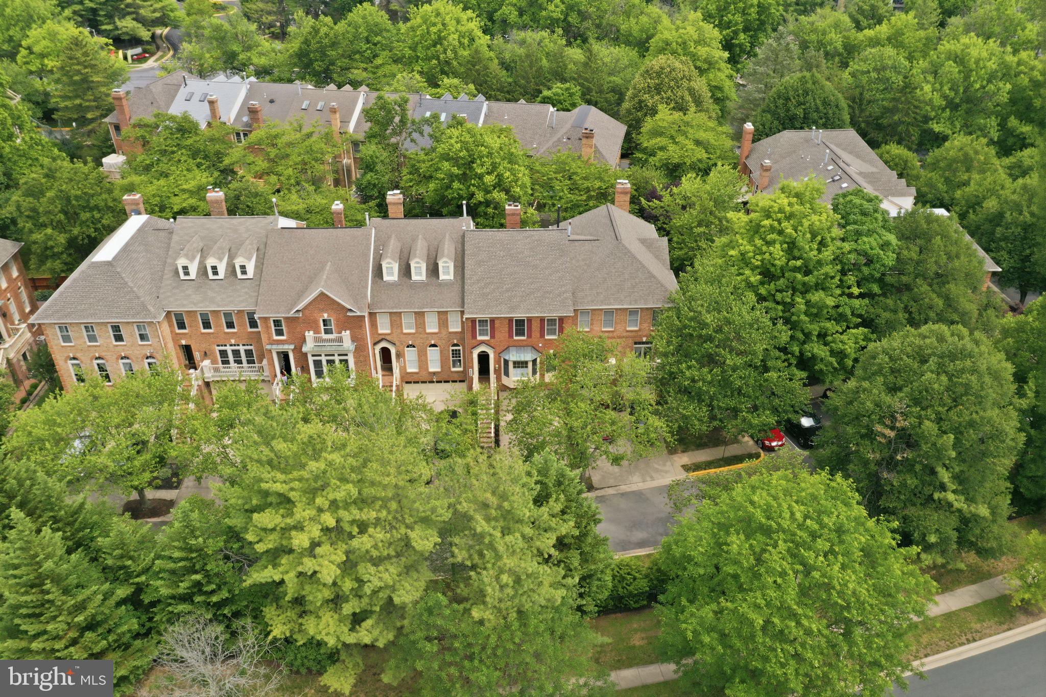 DECOVERLY ADVENTURE - Residential