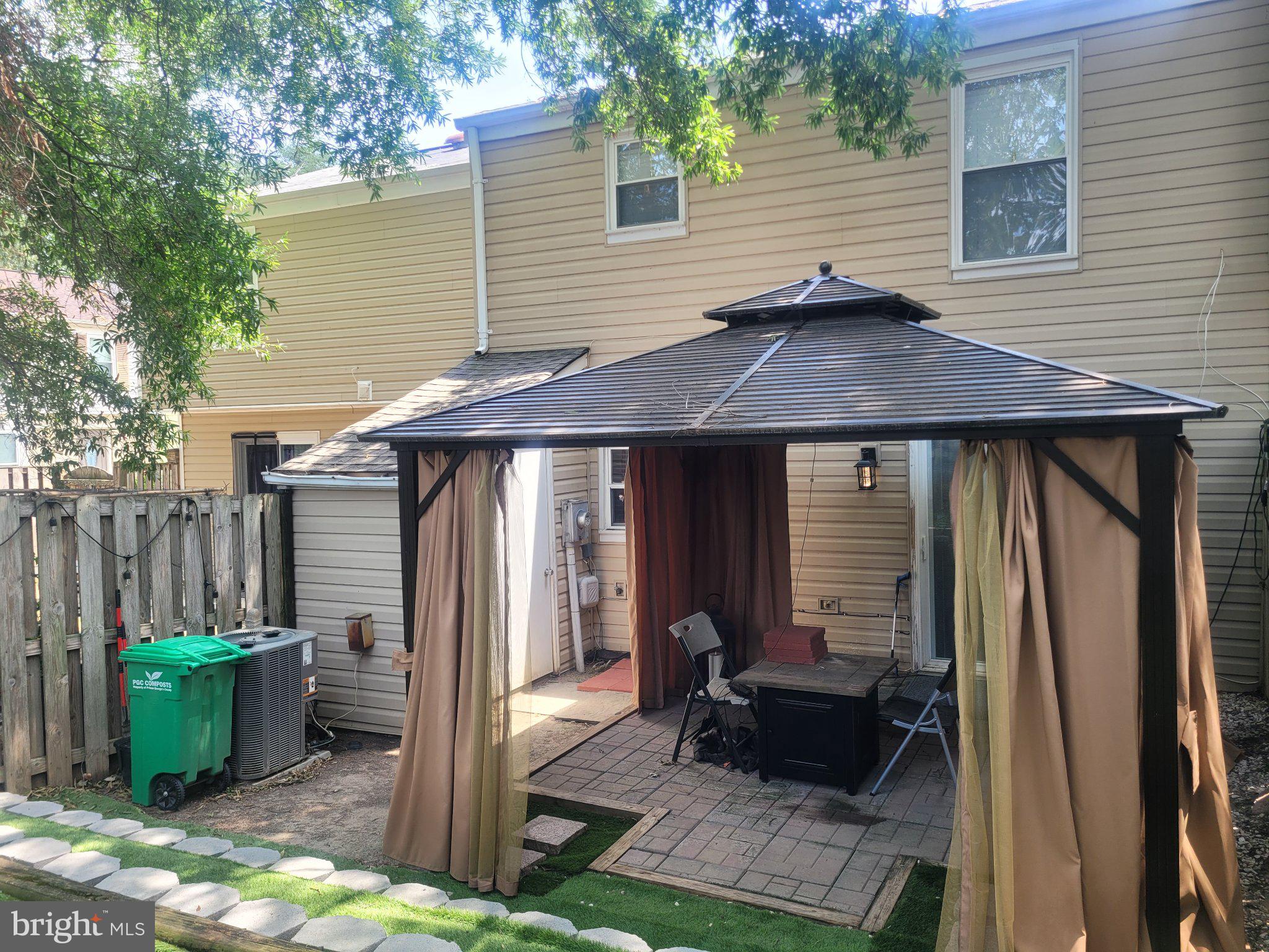 ST CHARLES SUB - WAKEFIELD - Residential