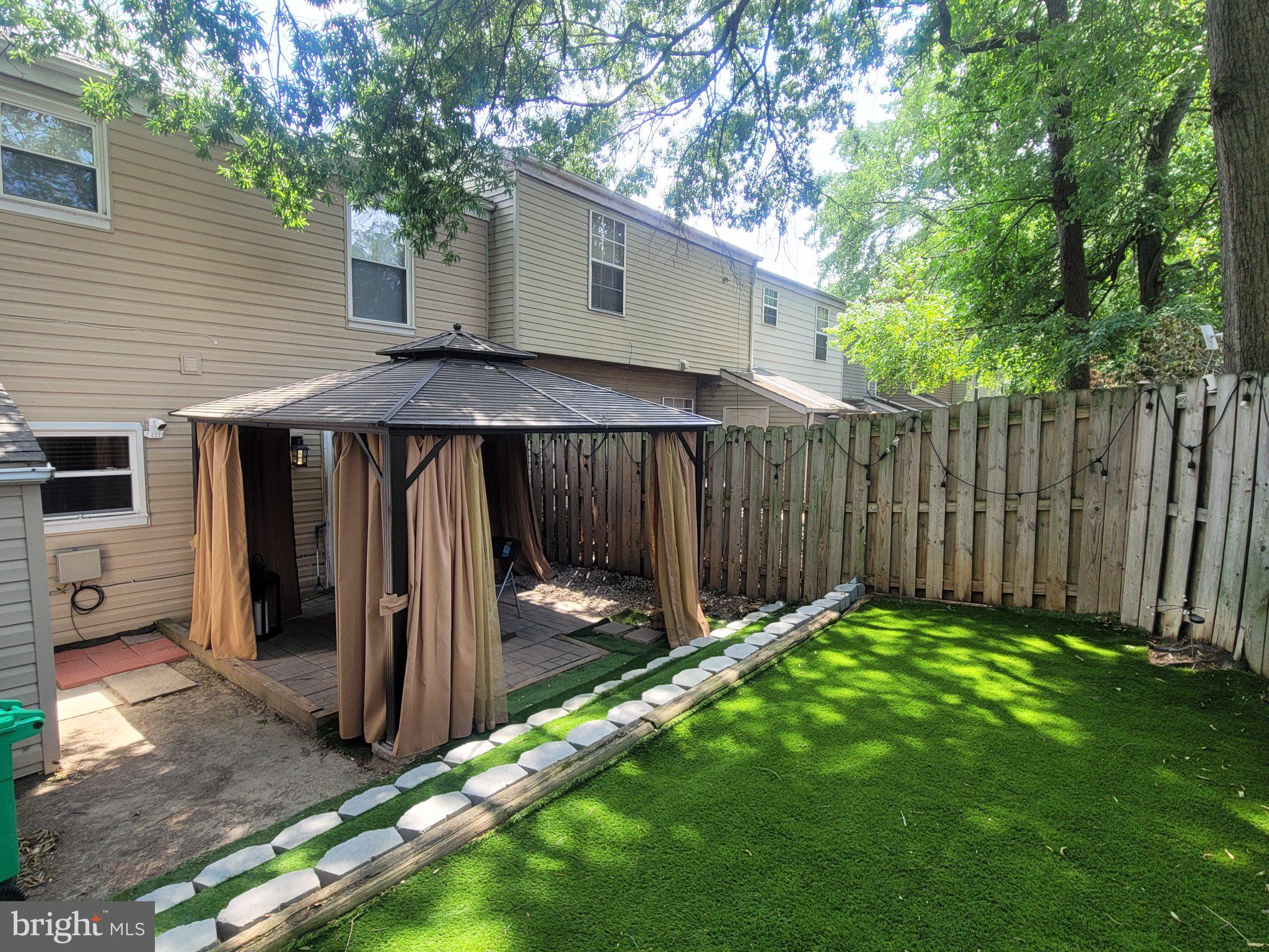 ST CHARLES SUB - WAKEFIELD - Residential