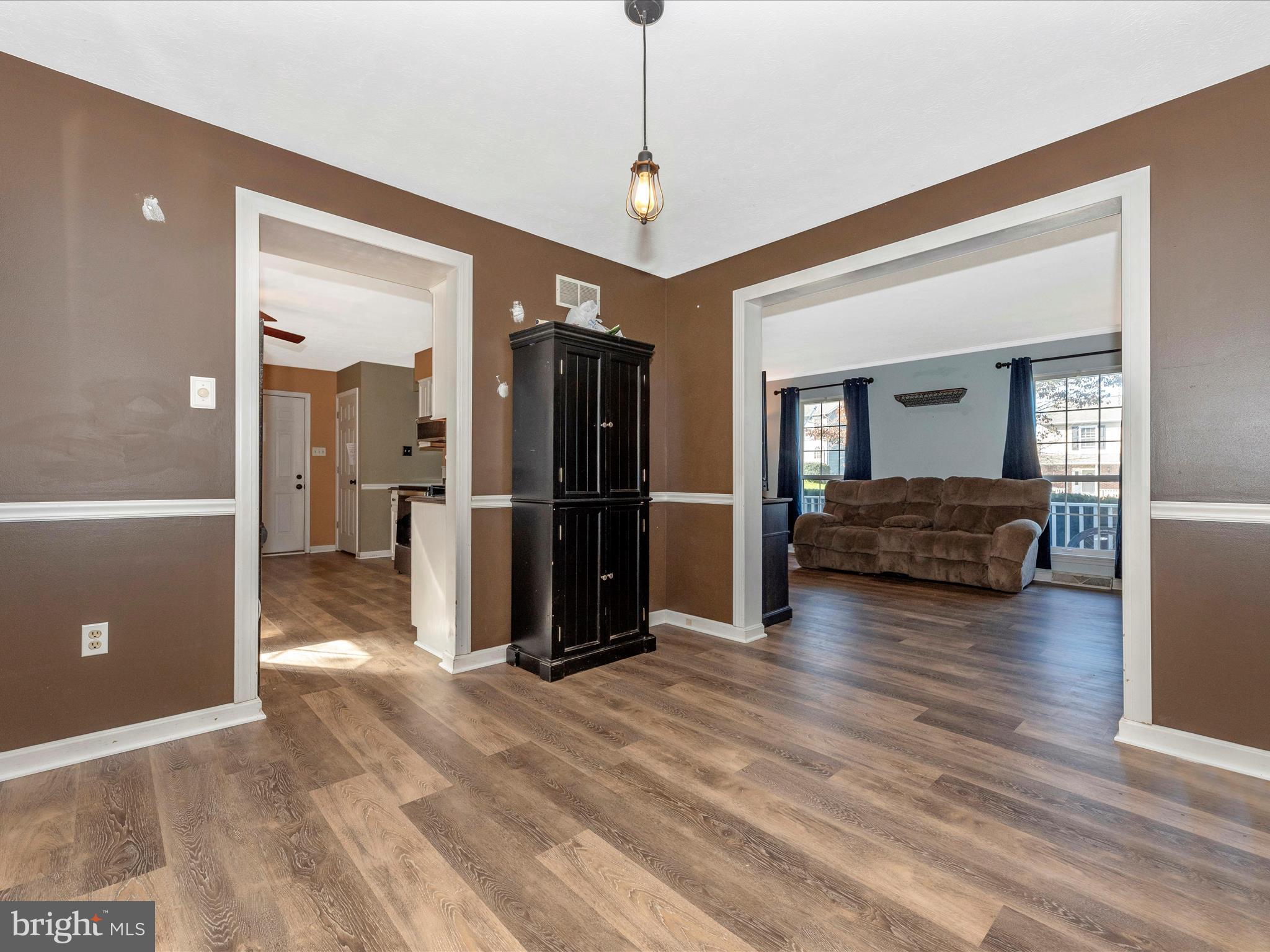 FURNACE HILLS - Residential