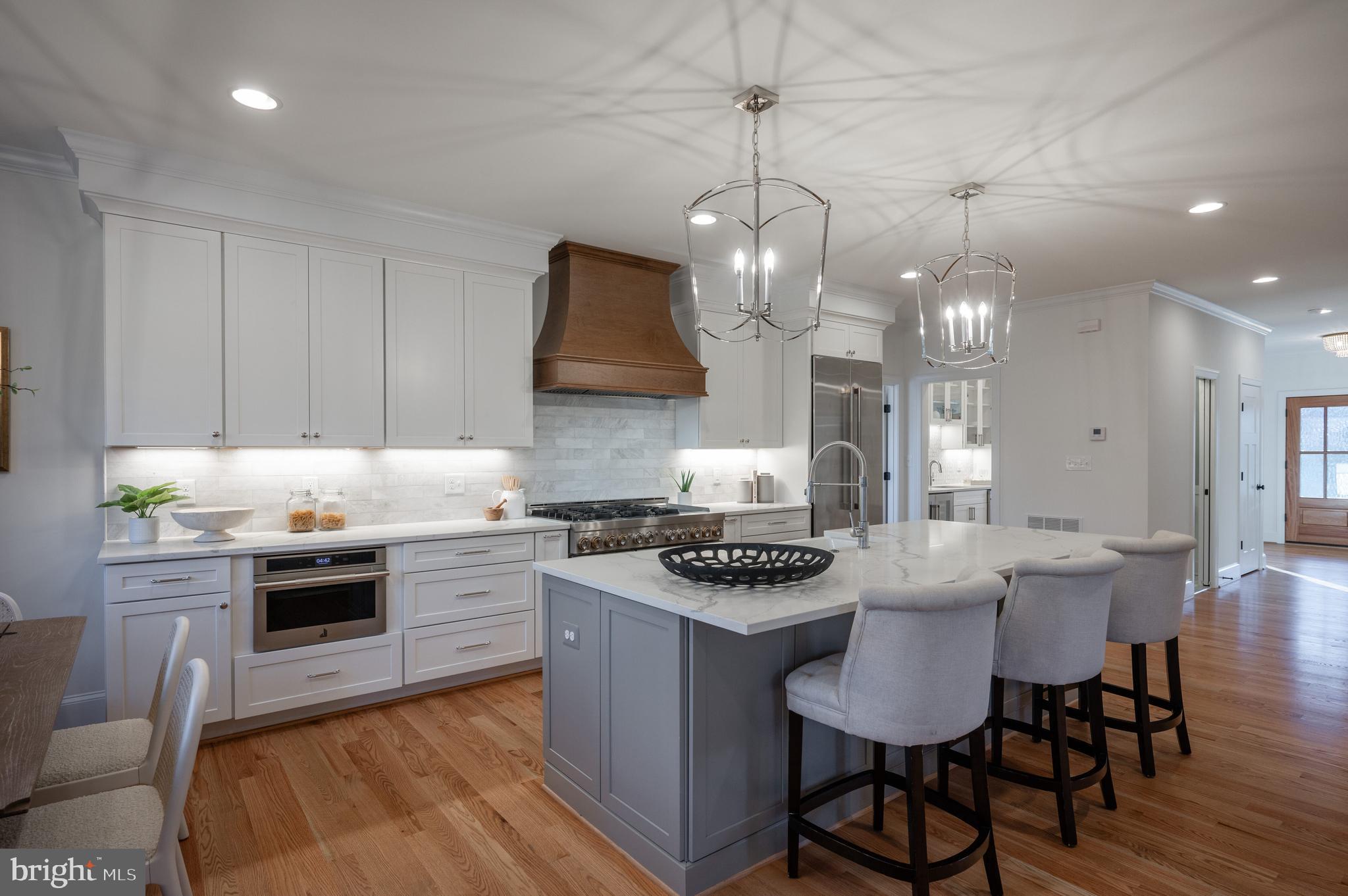 BRADDOCK HEIGHTS - Residential