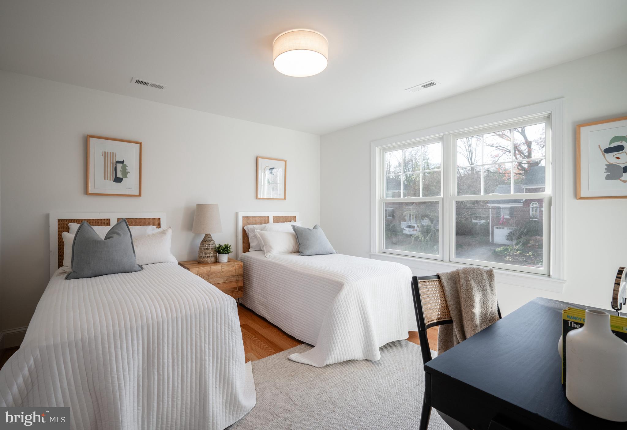 BRADDOCK HEIGHTS - Residential