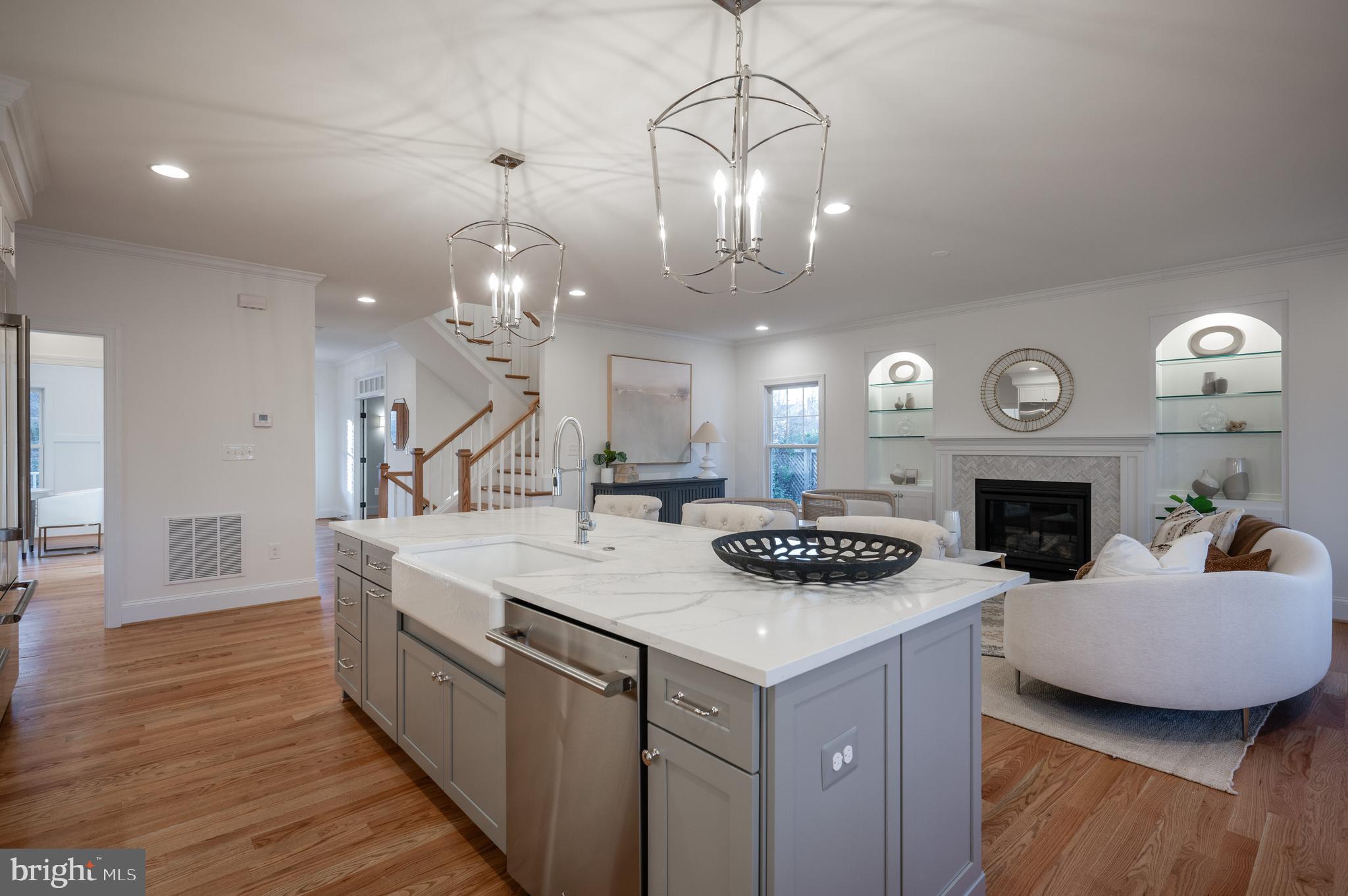 BRADDOCK HEIGHTS - Residential