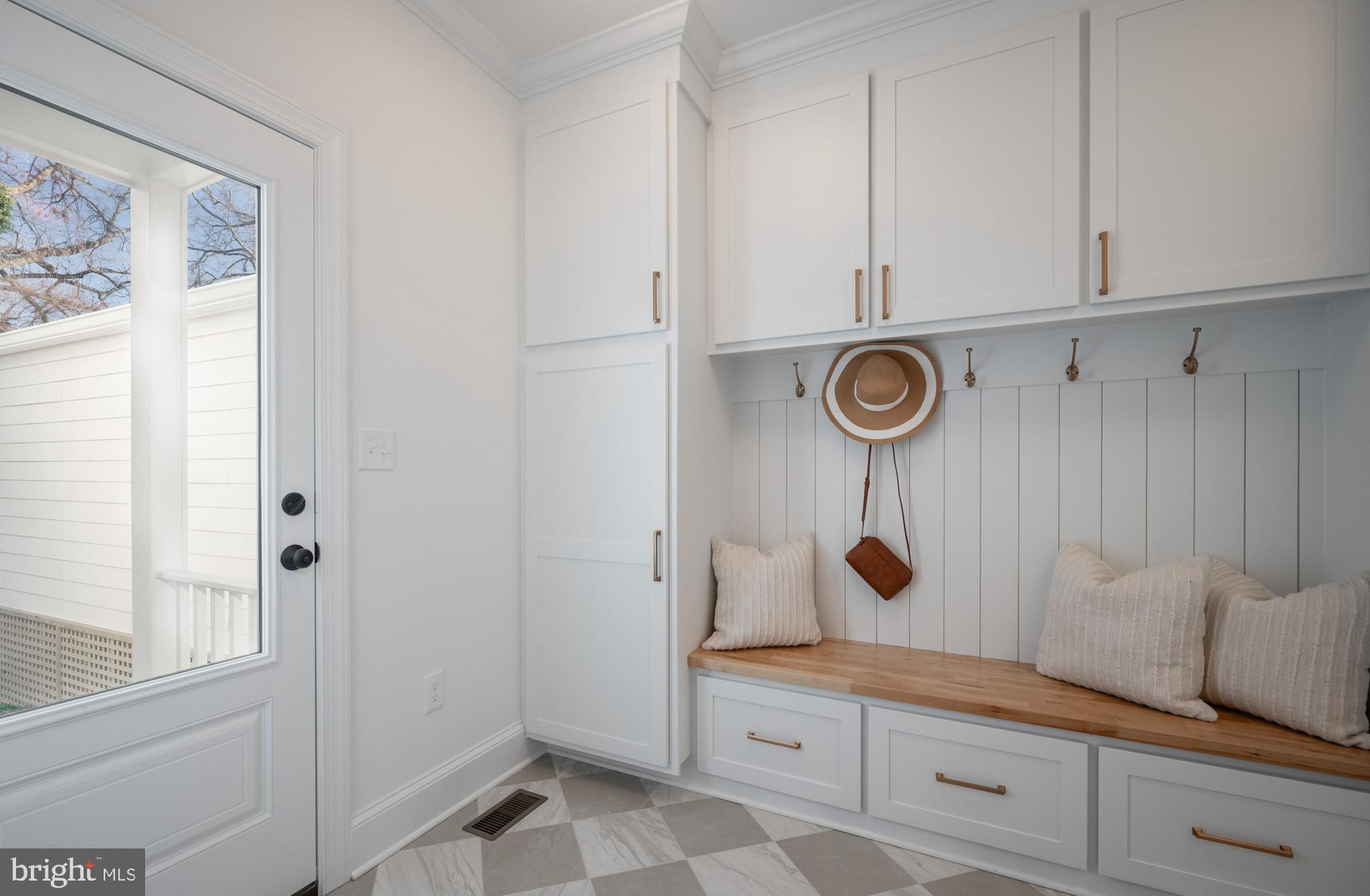 BRADDOCK HEIGHTS - Residential