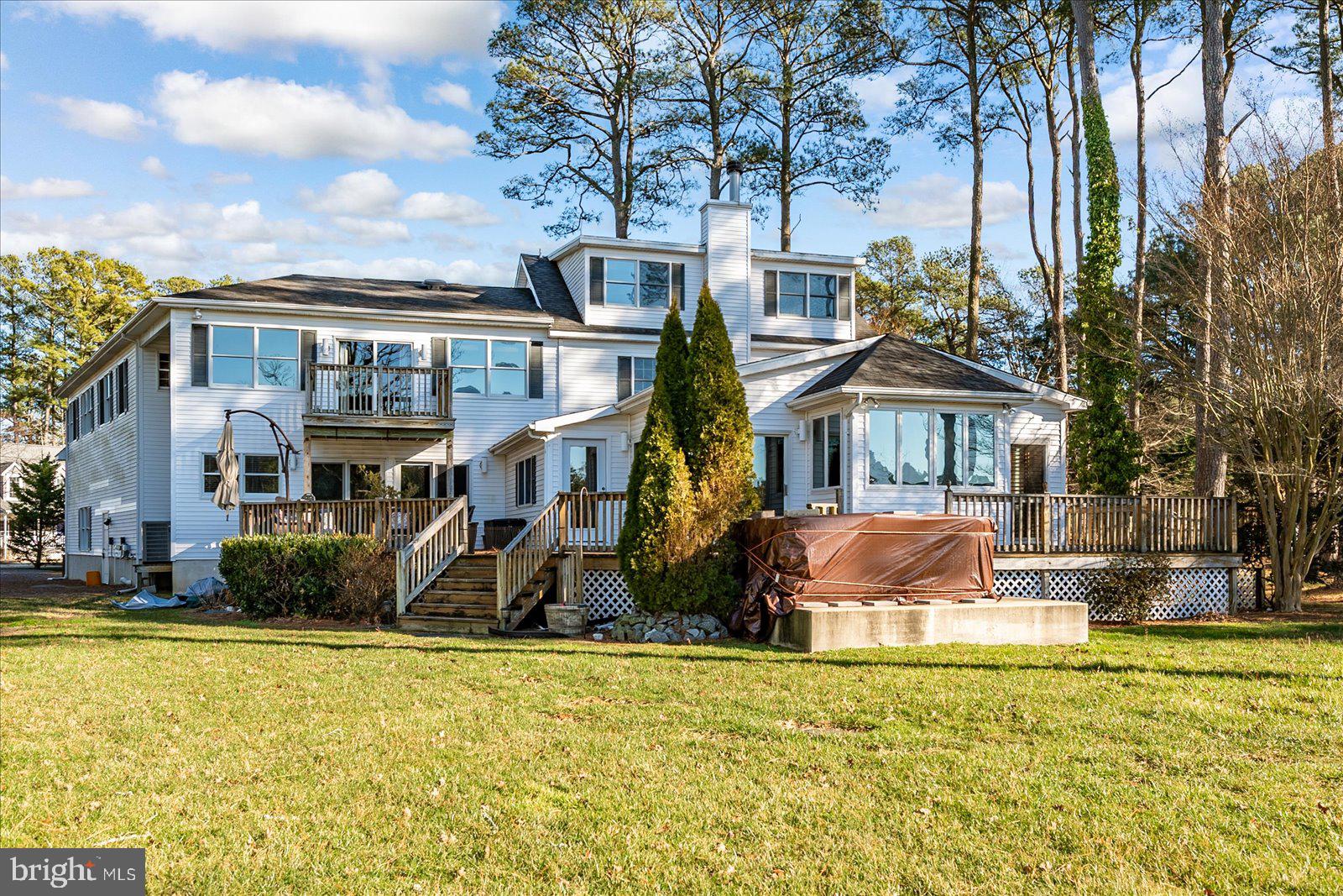 CHARLES LEWIS FARM - Residential