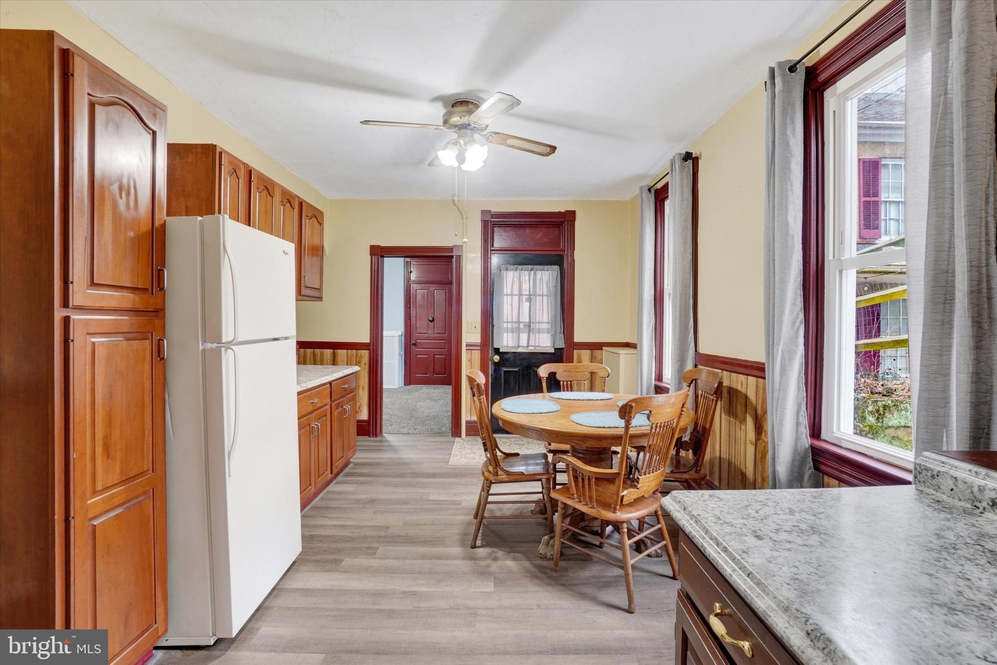GLEN ROCK - Residential