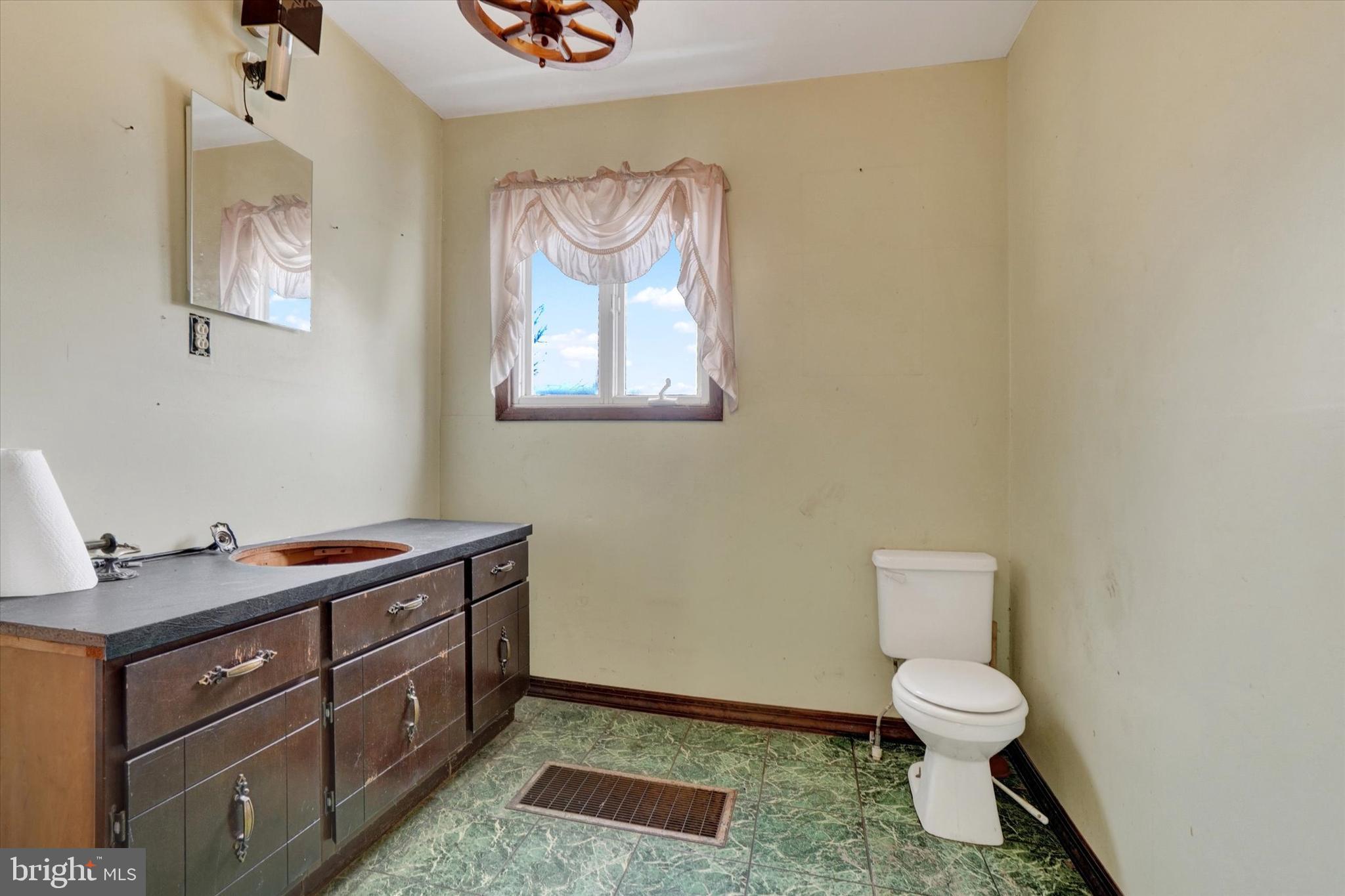 GLEN ROCK - Residential