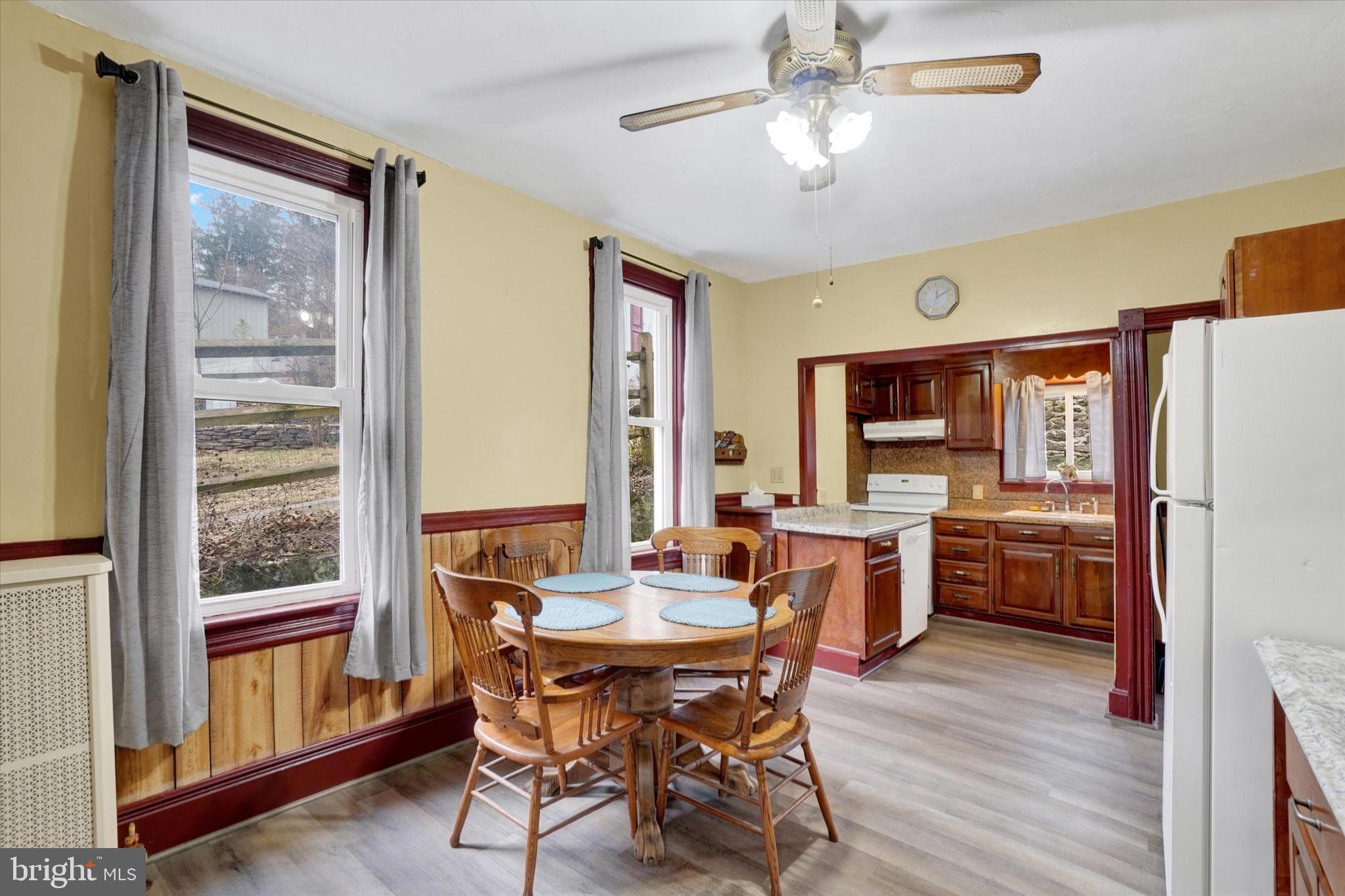 GLEN ROCK - Residential