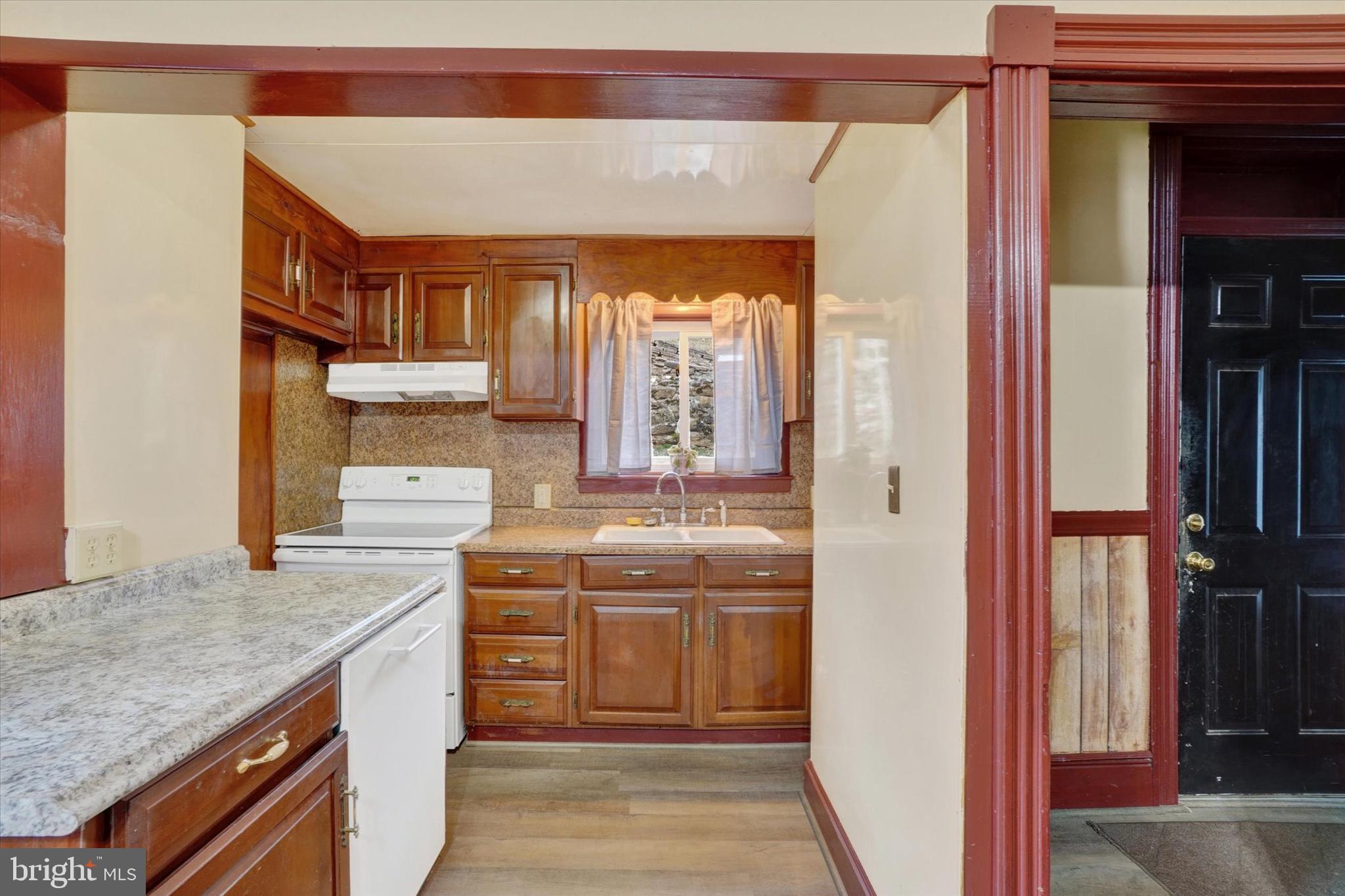GLEN ROCK - Residential