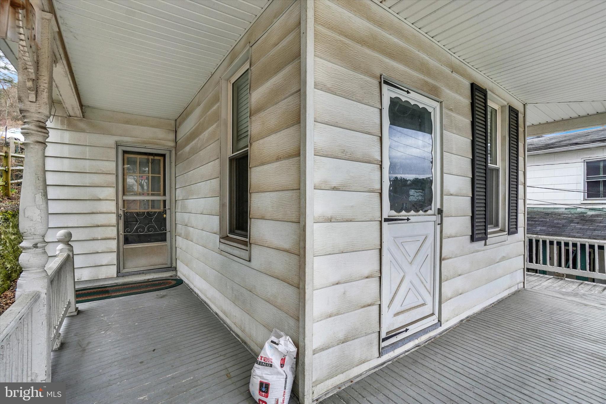 GLEN ROCK - Residential