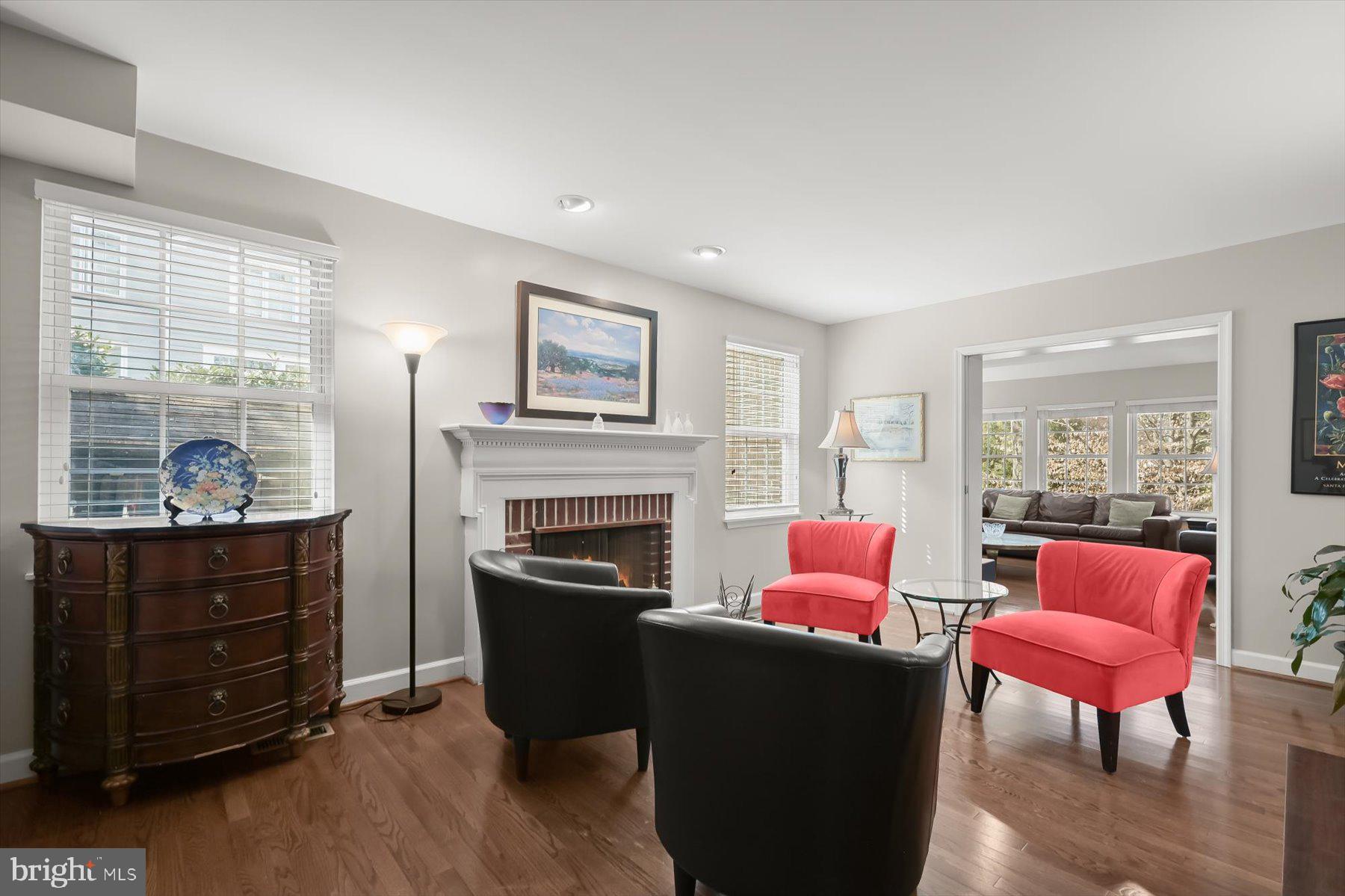 WOODACRES - Residential