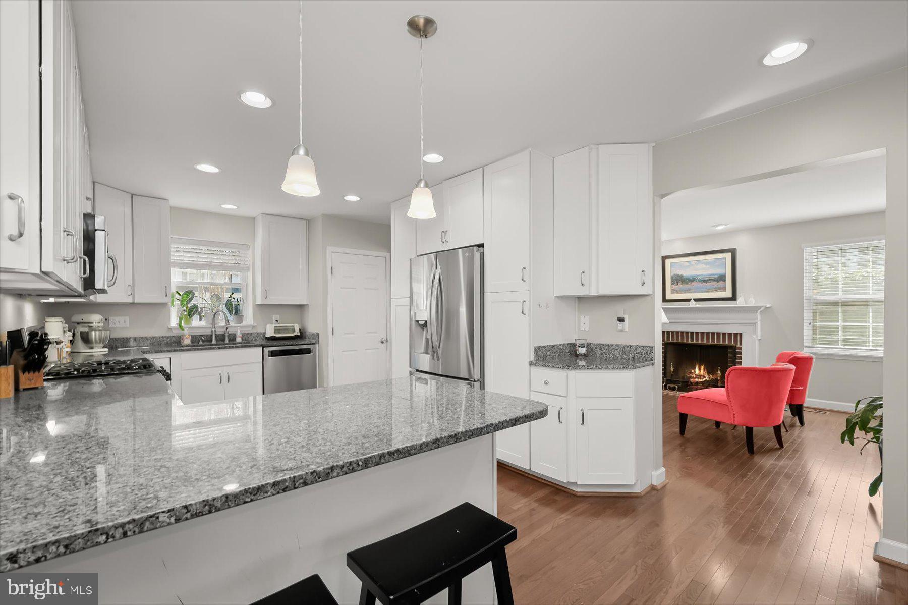 WOODACRES - Residential