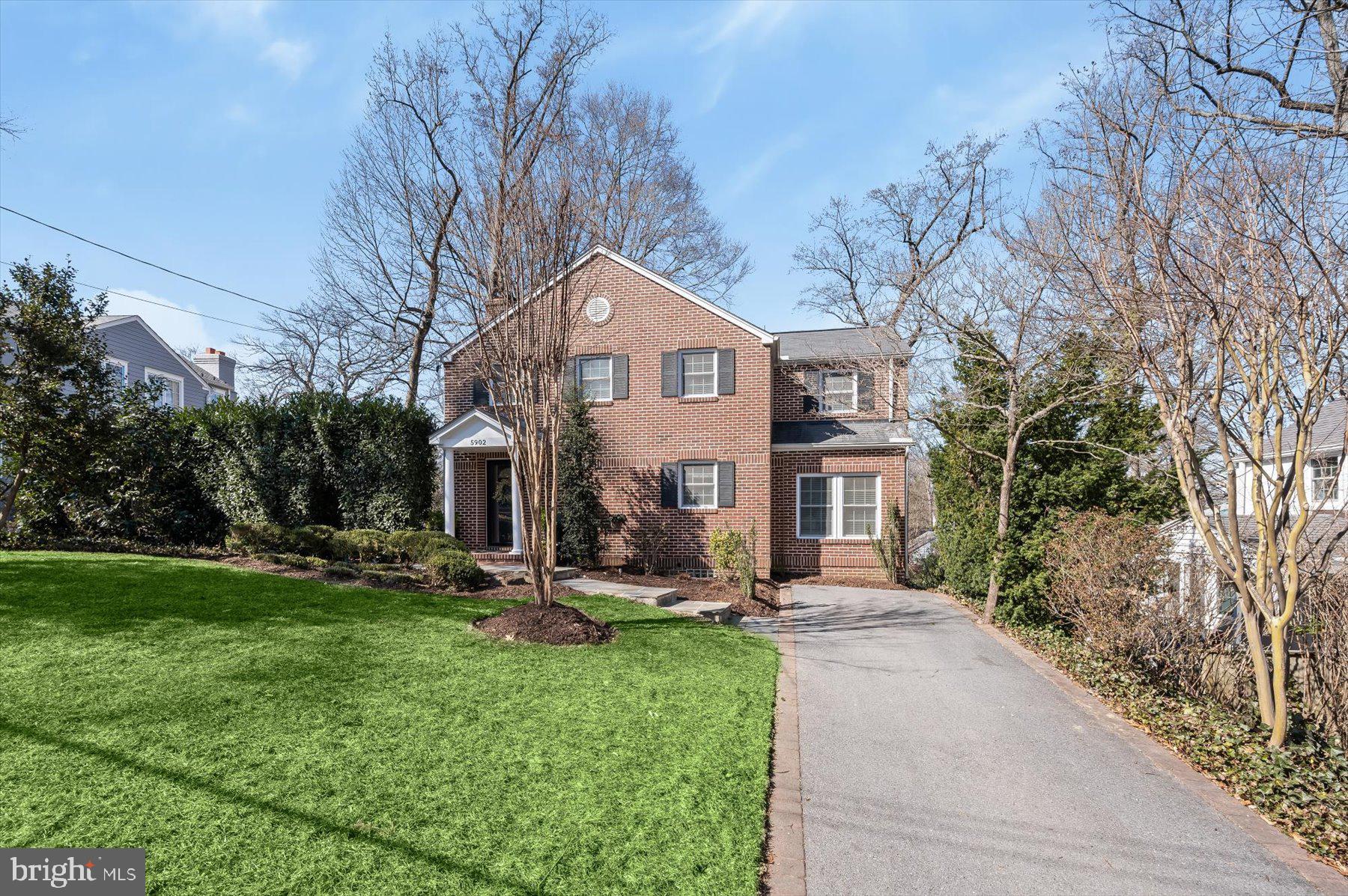 WOODACRES - Residential