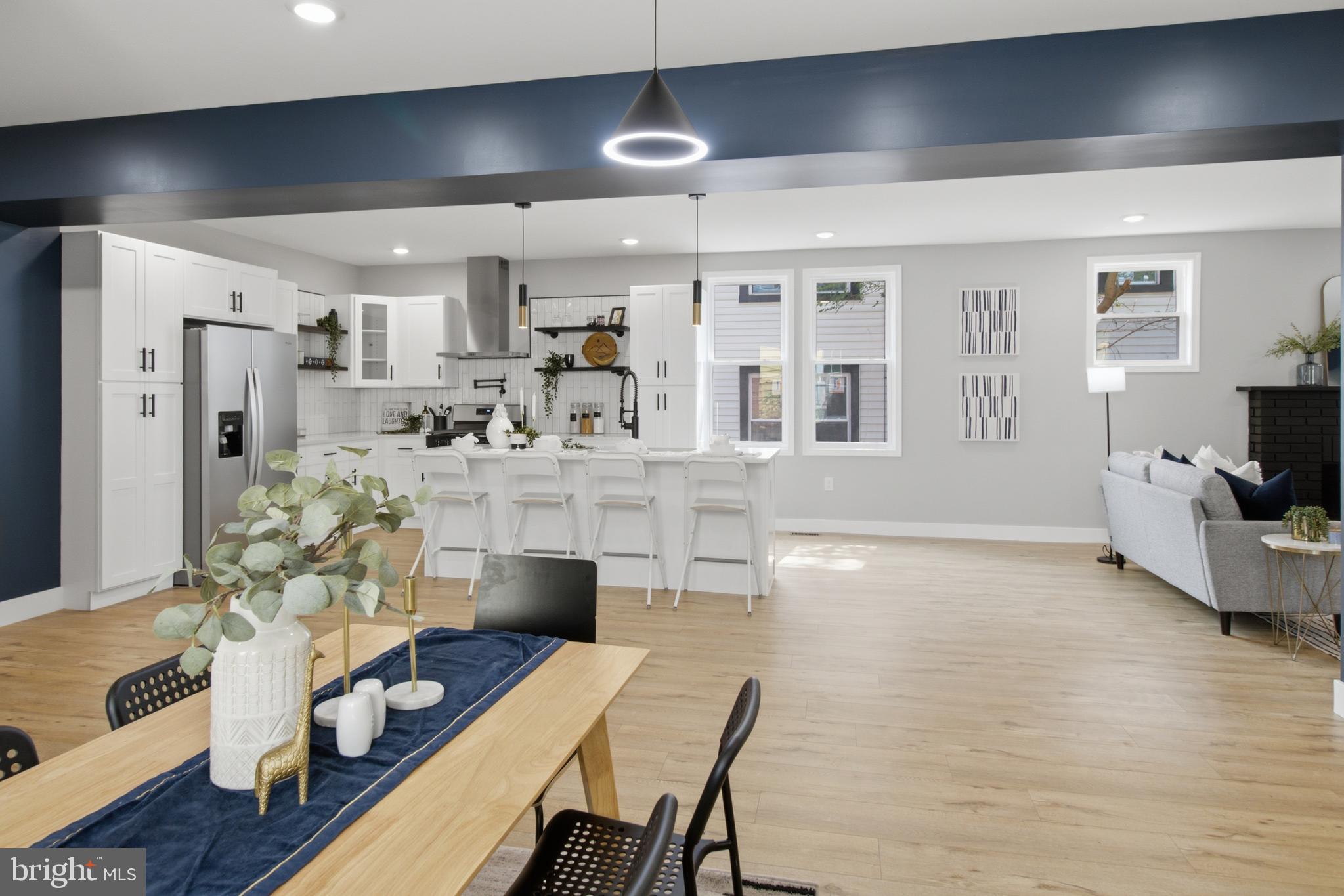 WINDSOR HILLS - Residential