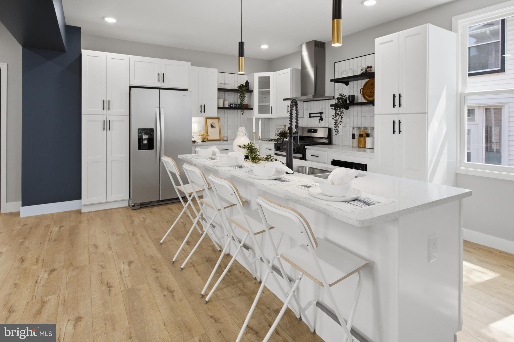 WINDSOR HILLS - Residential