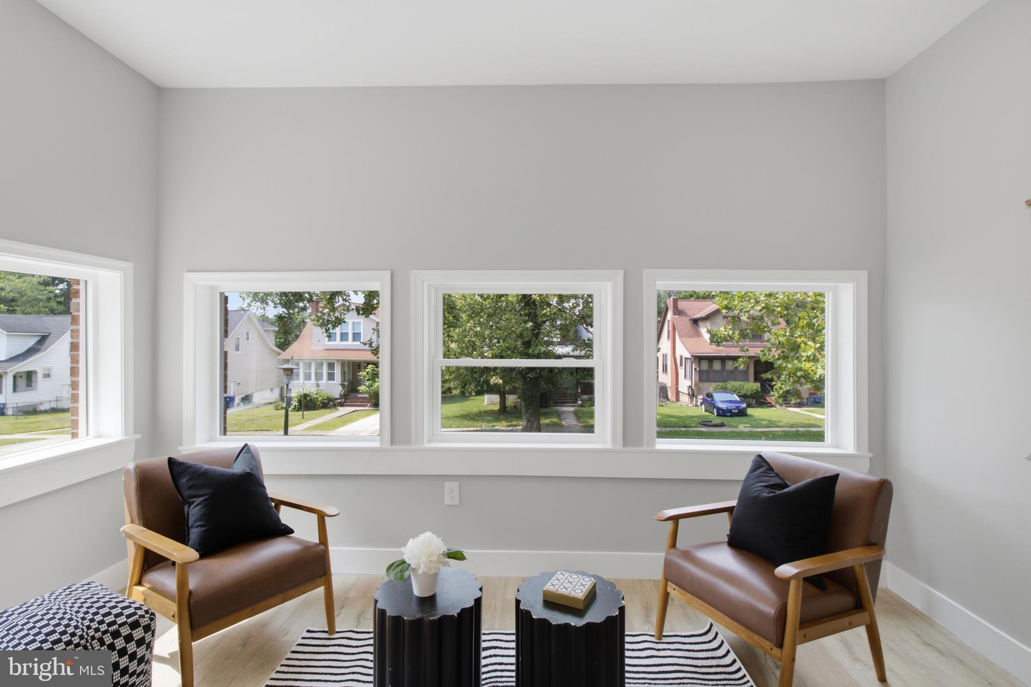 WINDSOR HILLS - Residential