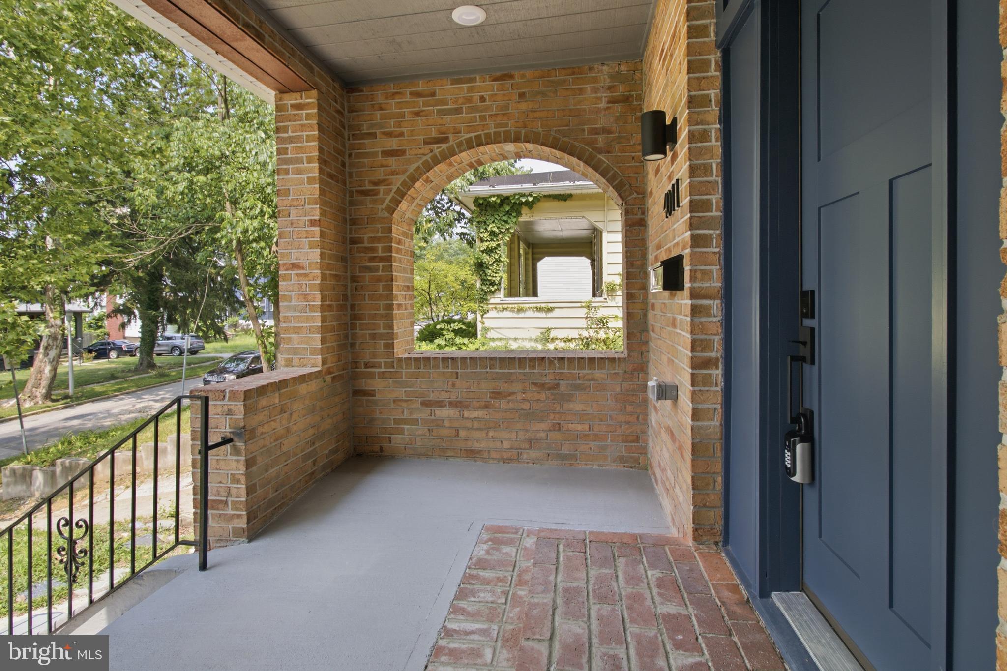WINDSOR HILLS - Residential
