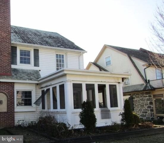 GLADSTONE MANOR - Residential