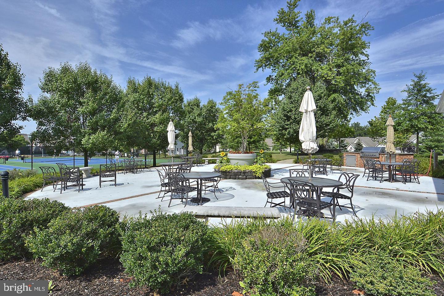 SYMPHONY VILLAGE AT CENTREVILLE - Residential