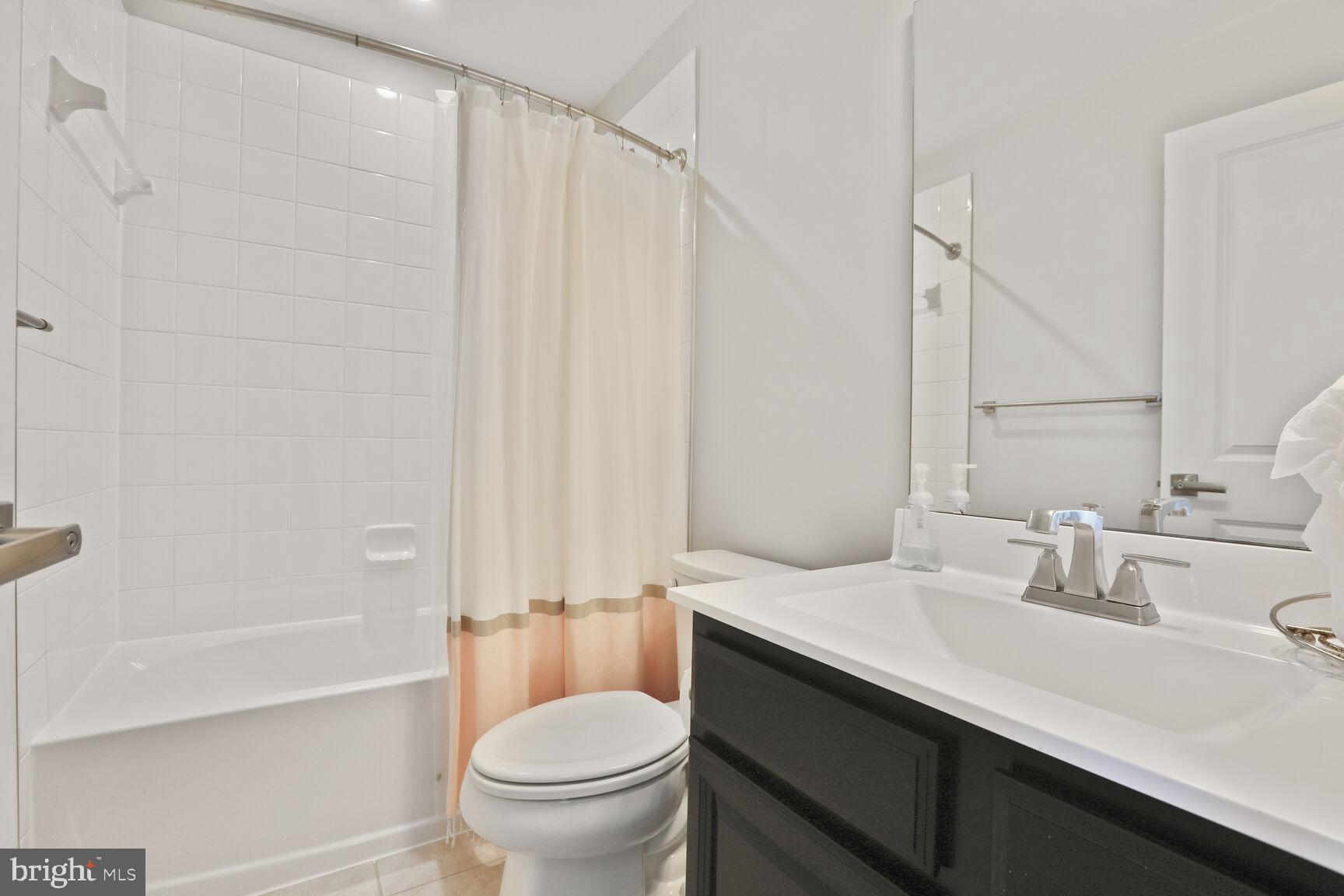 EAGER PARK TOWNHOMES - Residential Lease