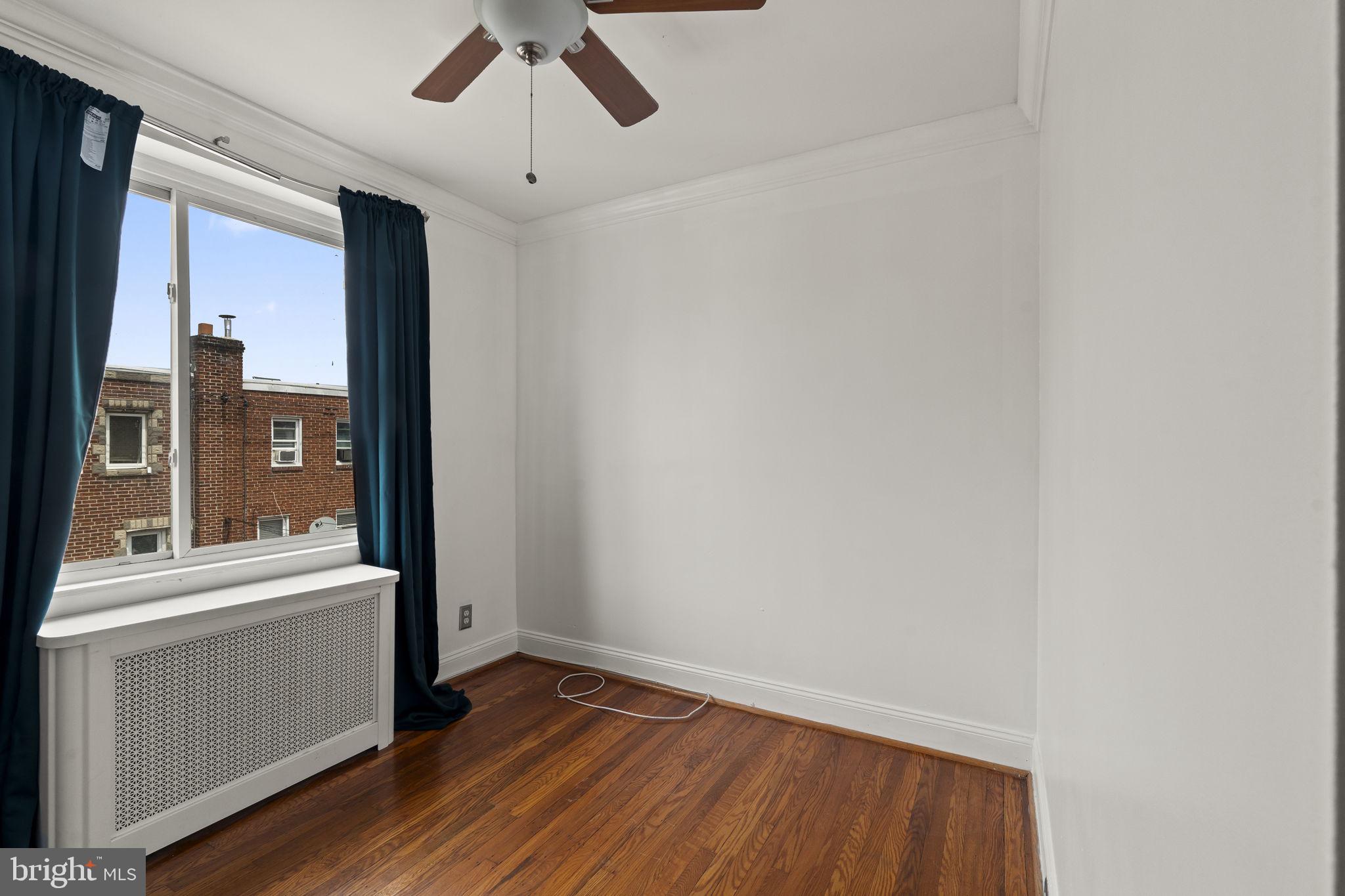 OXFORD CIRCLE - Residential