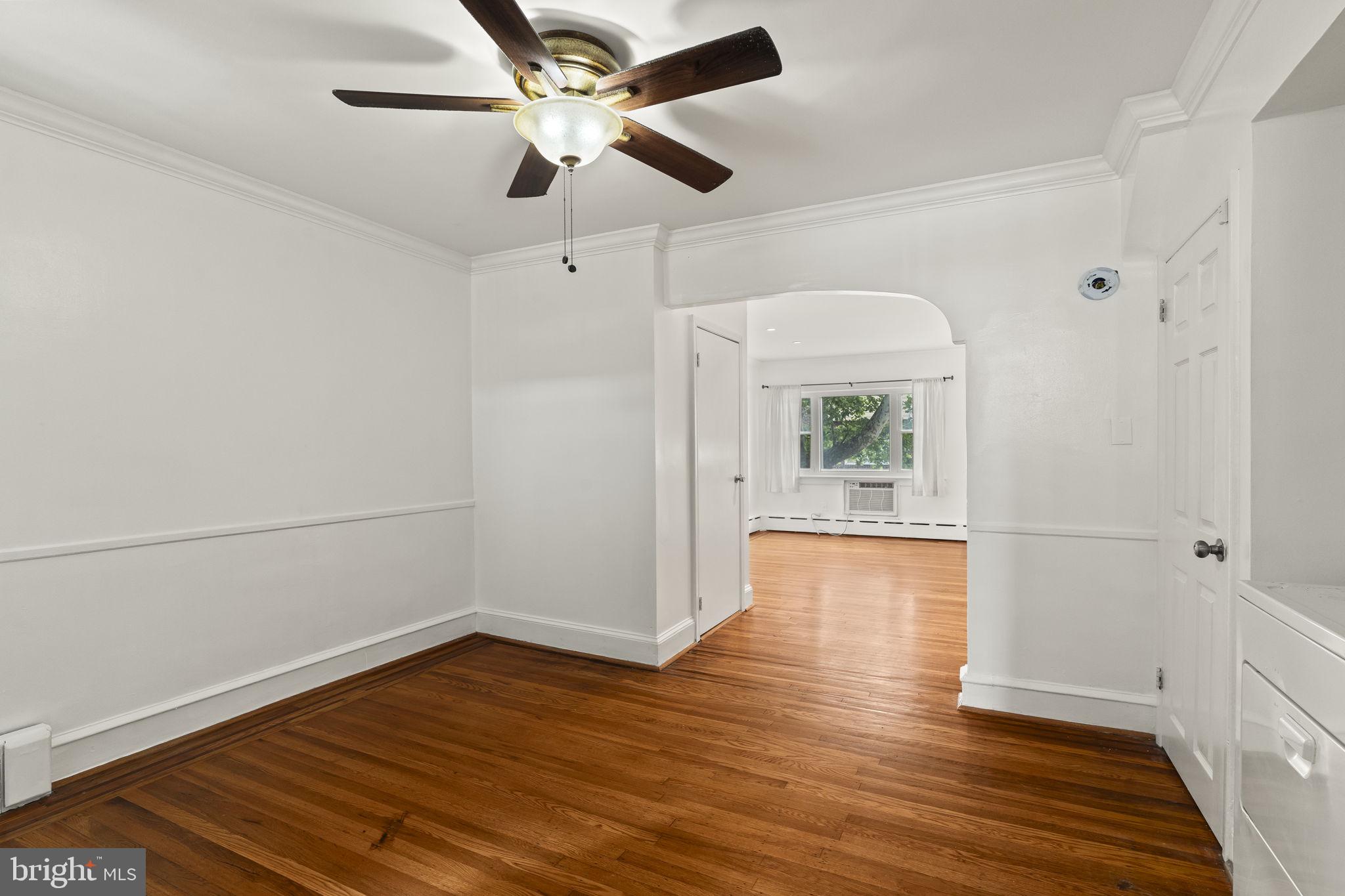 OXFORD CIRCLE - Residential