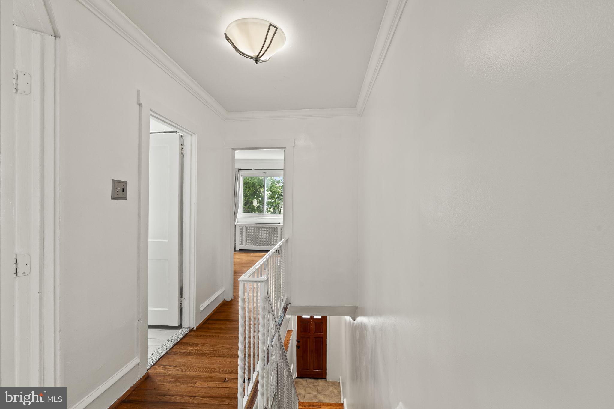 OXFORD CIRCLE - Residential