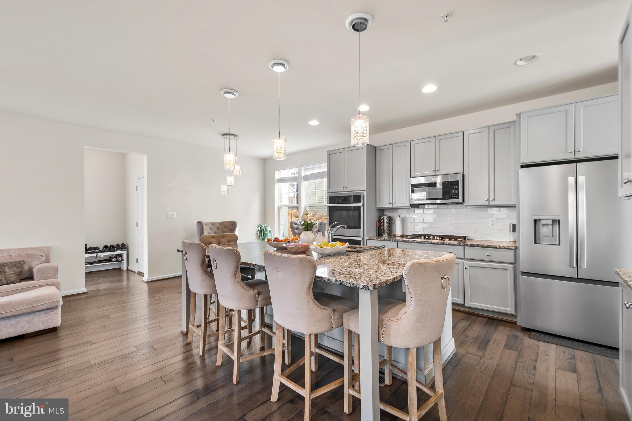 TALLYN RIDGE - Residential