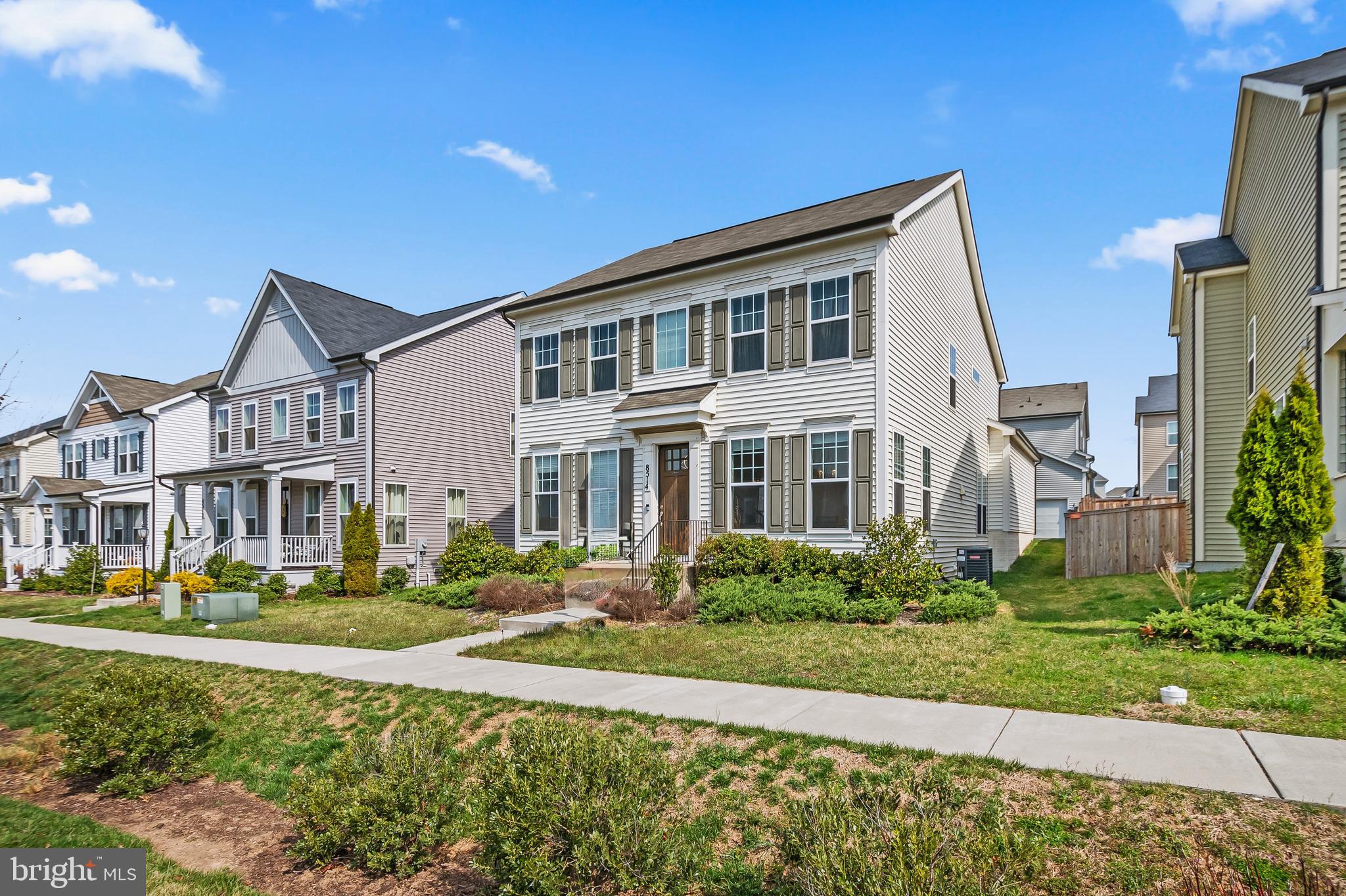 TALLYN RIDGE - Residential