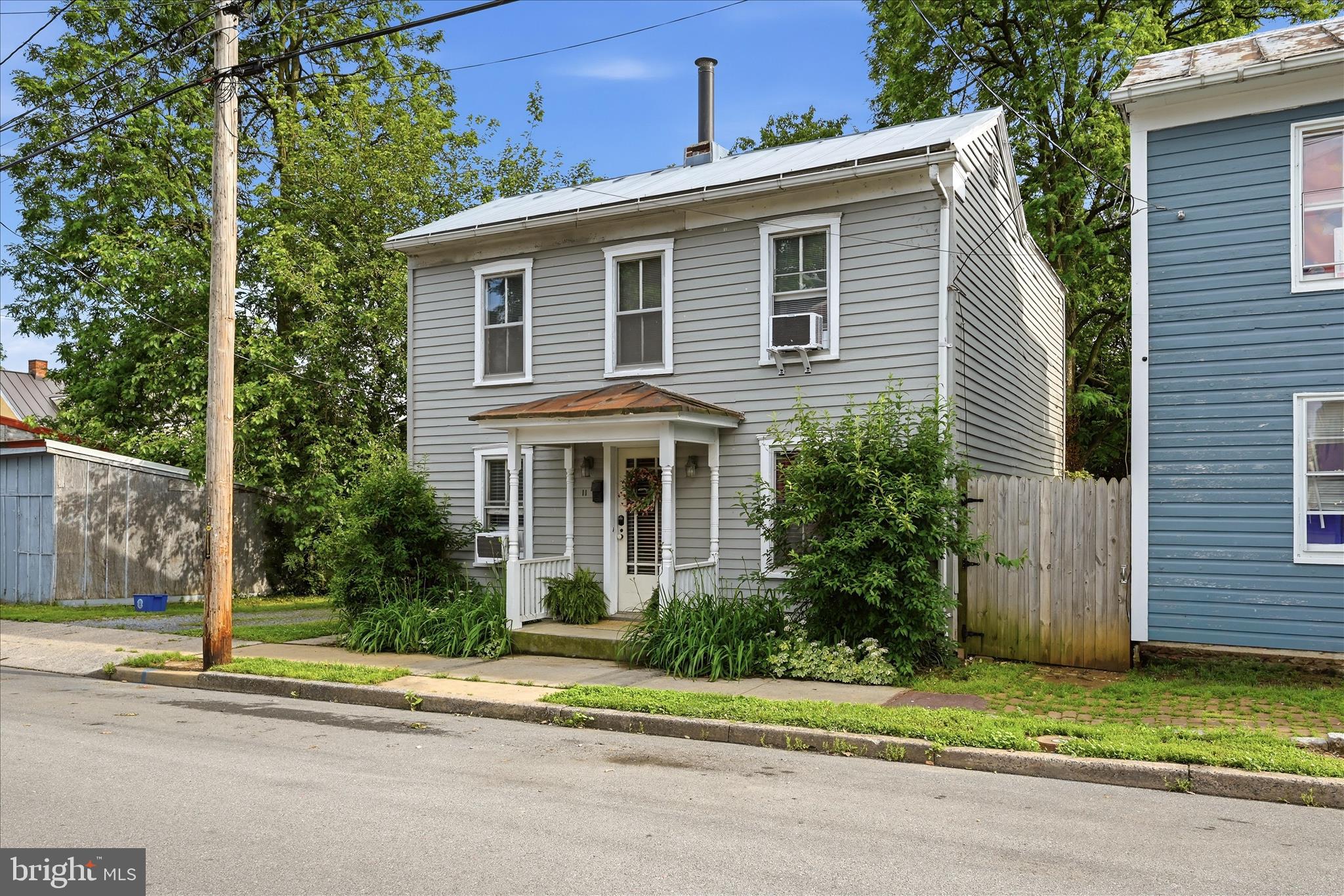 Back on the Market!...Beautifully located in the heart of Historic Winchester, this charming home offers 2 bedrooms, 1 full bath, and a versatile bonus room on the second floor-perfect for an office, guest space, or hobby room. Enjoy the convenience of being within walking distance to downtown Winchester's shops, restaurants, entertainment, and the famous  Apple Blossom Festival festivities. Situated inside of the Historic District,  This property combines character, location, and opportunity in one of Winchester's most desirable area.  
Don't miss this opportunity to own a piece of the Historic Winchester.. 
SOLD AS IS.