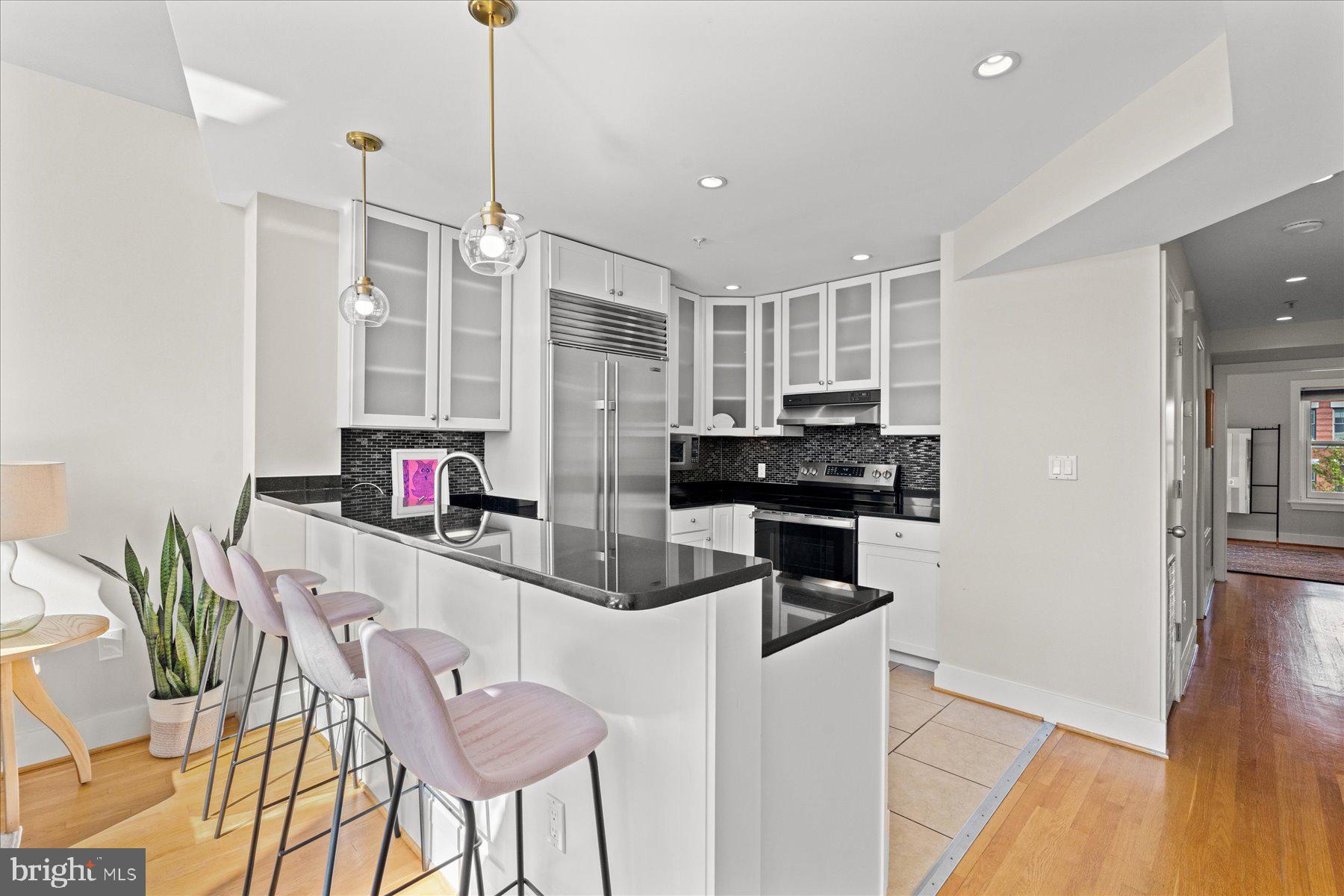 LOGAN CIRCLE - Residential