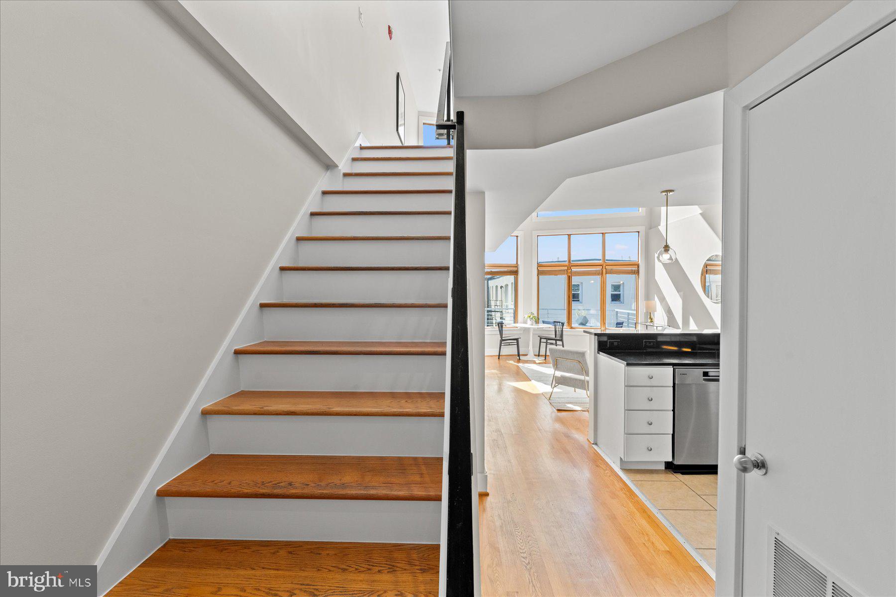 LOGAN CIRCLE - Residential