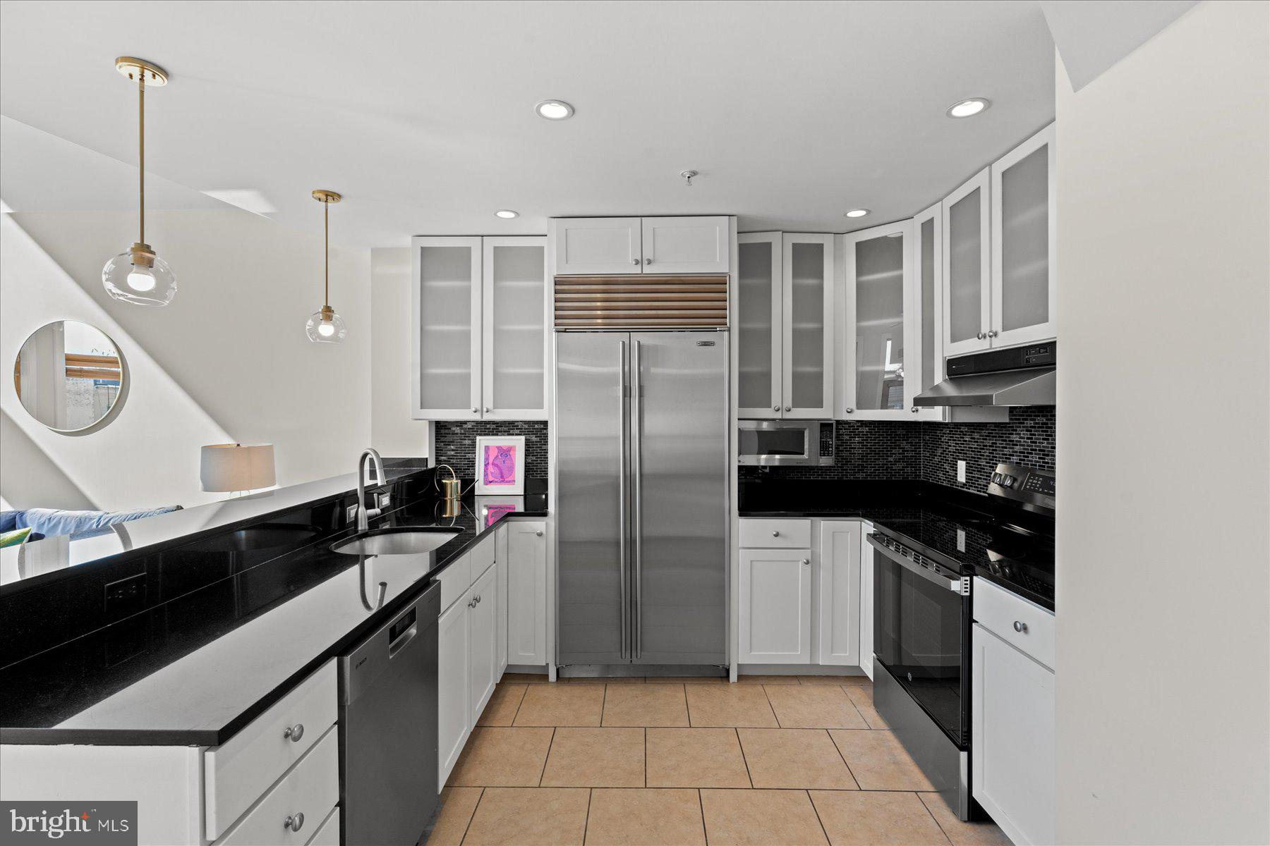 LOGAN CIRCLE - Residential