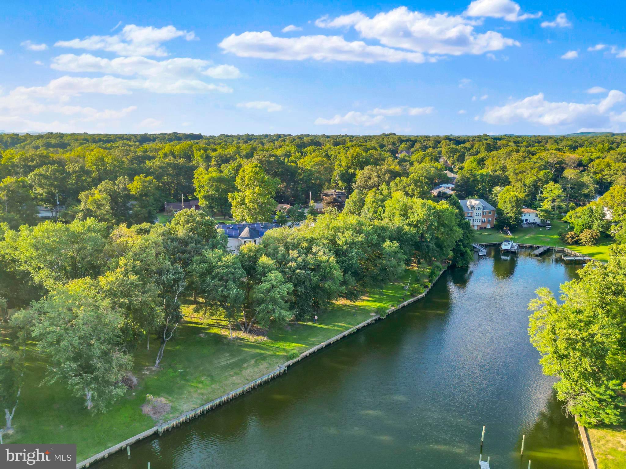 SWAN LAKE - Residential