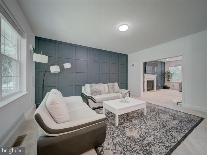 GRAHAM PARK SHORES - Residential