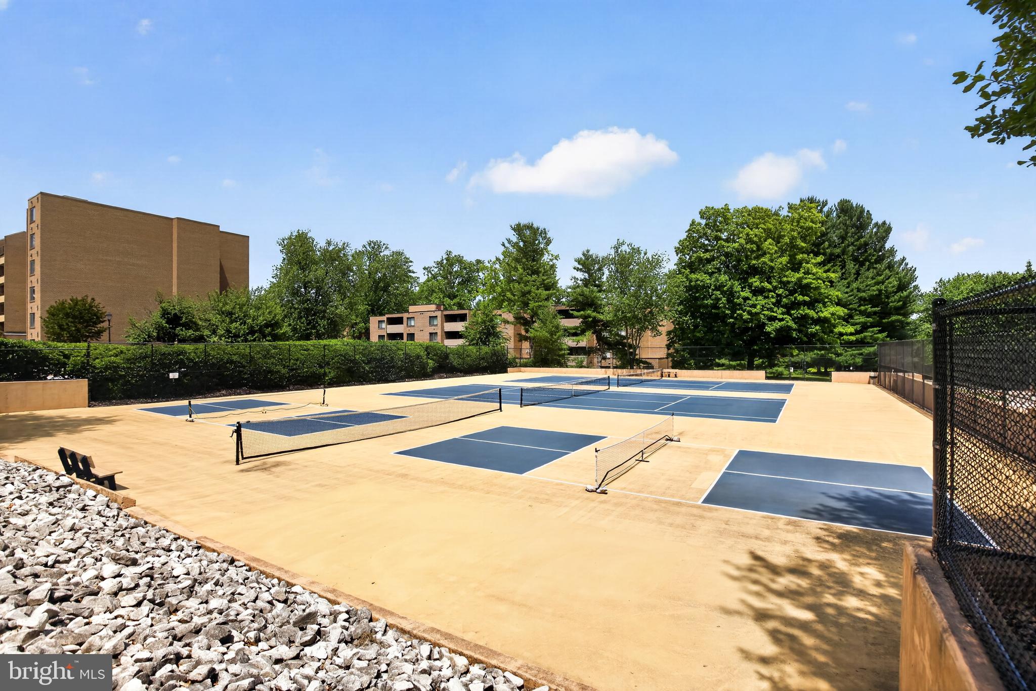 ANNEN WOODS - Residential