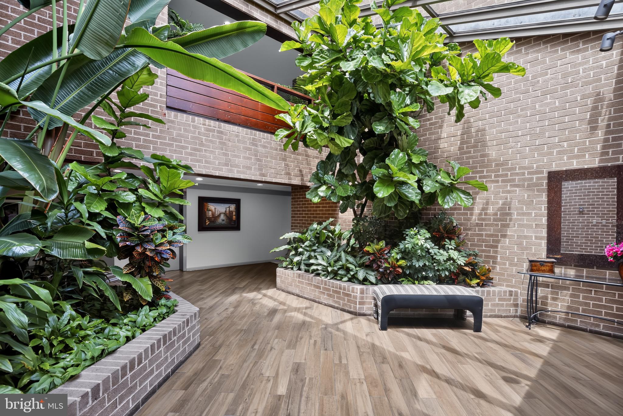 ANNEN WOODS - Residential