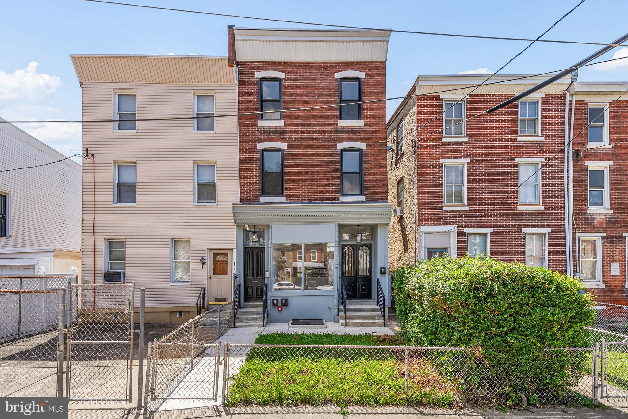 EAST FALLS - Residential Income