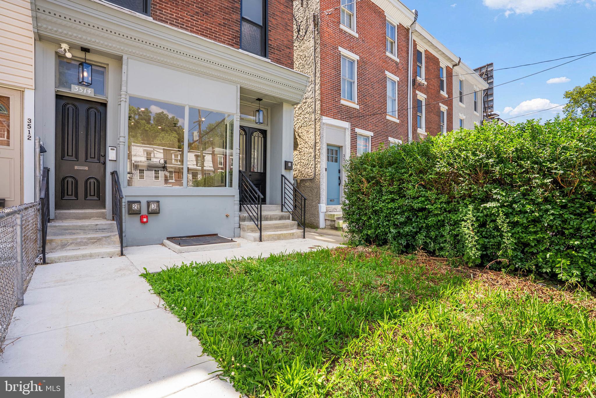 EAST FALLS - Residential Income