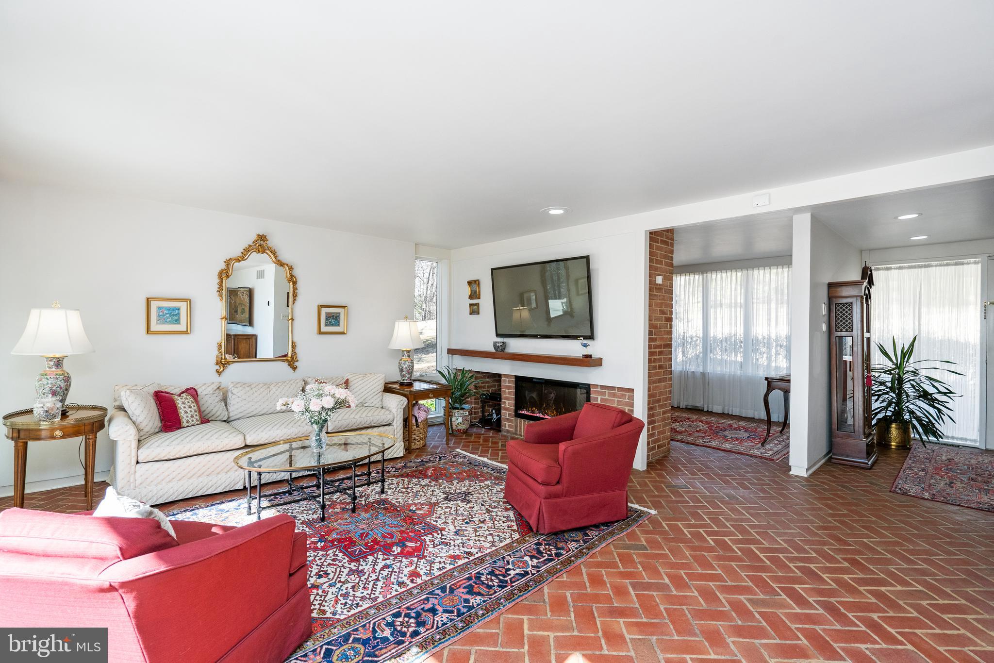 WOODBROOK - Residential