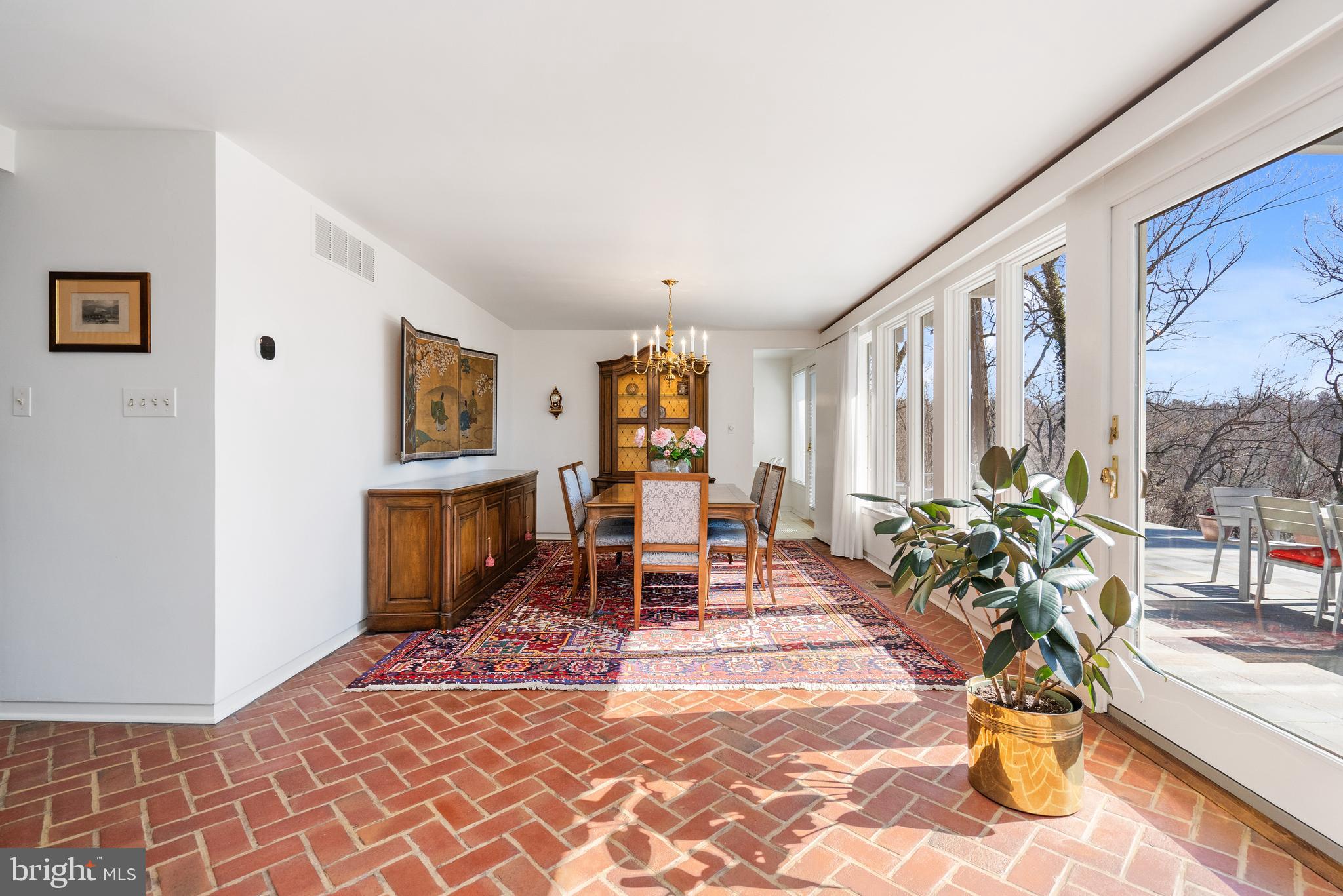 WOODBROOK - Residential