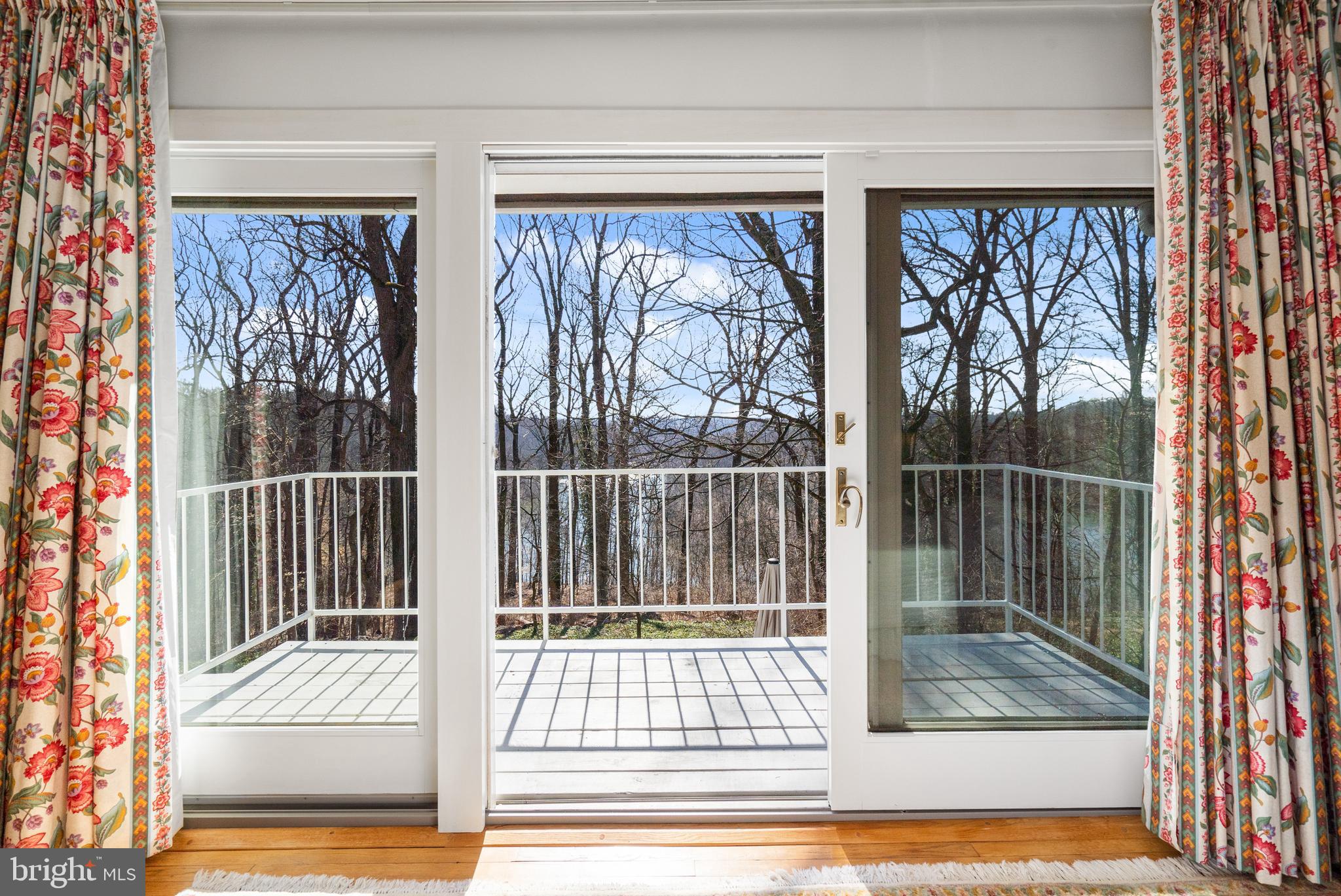 WOODBROOK - Residential