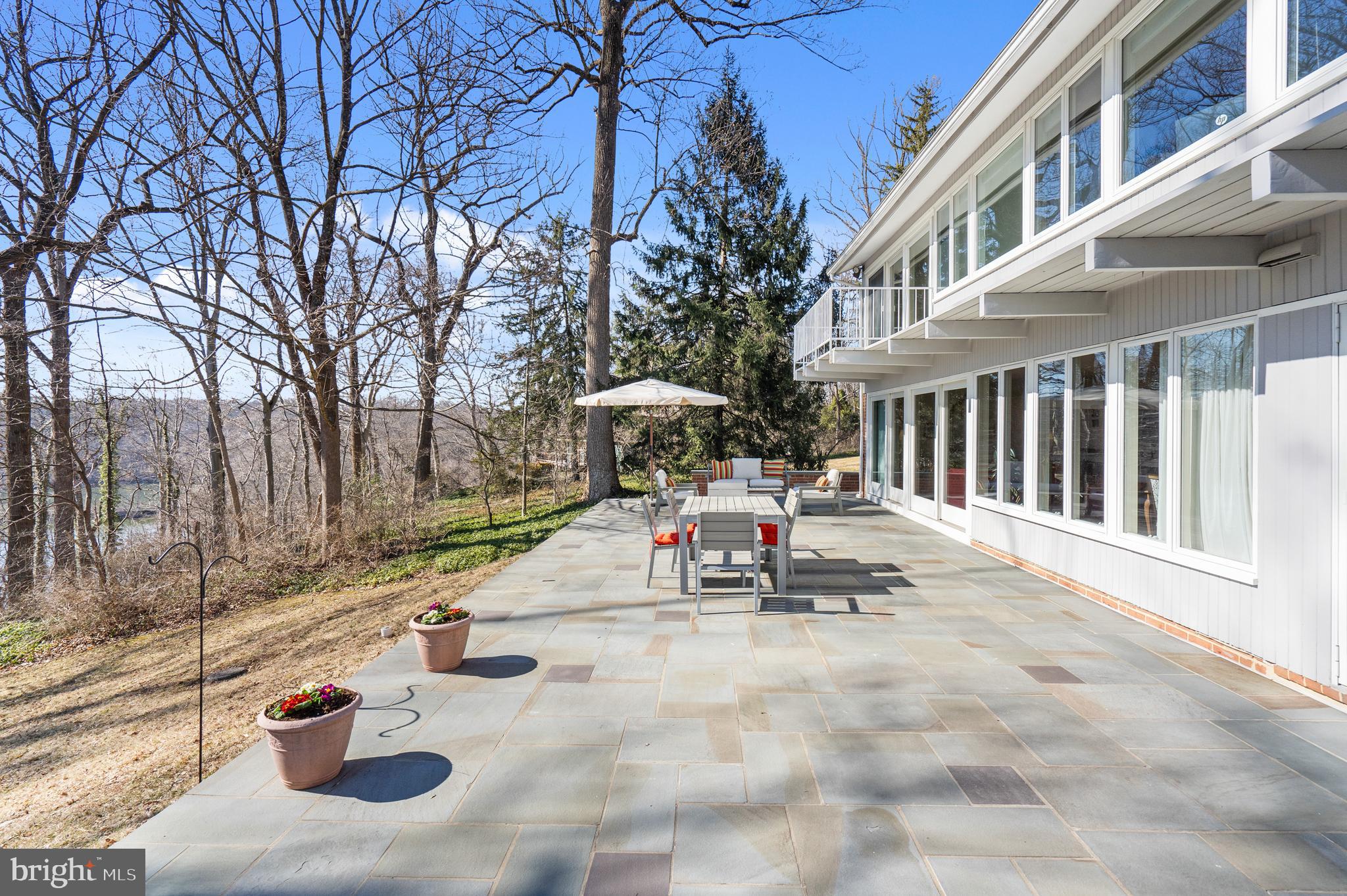WOODBROOK - Residential