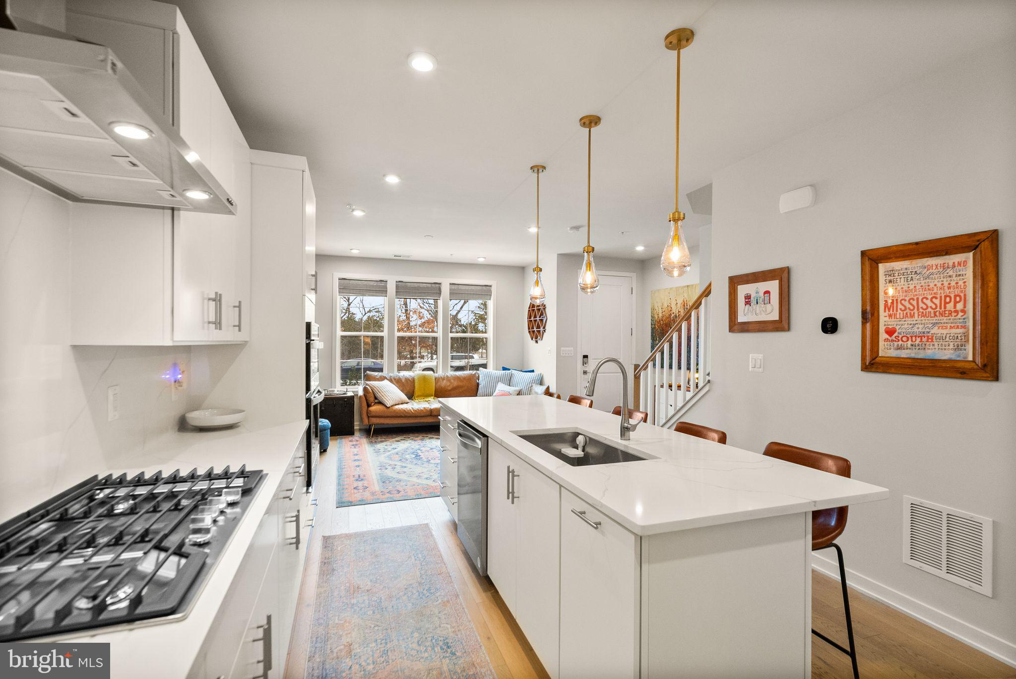 METRO WALK AT MOOREFIELD STATION - Residential Lease