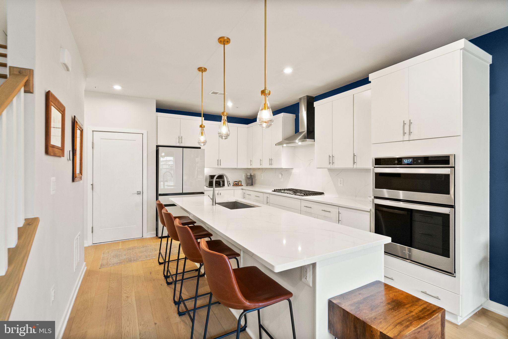 METRO WALK AT MOOREFIELD STATION - Residential Lease