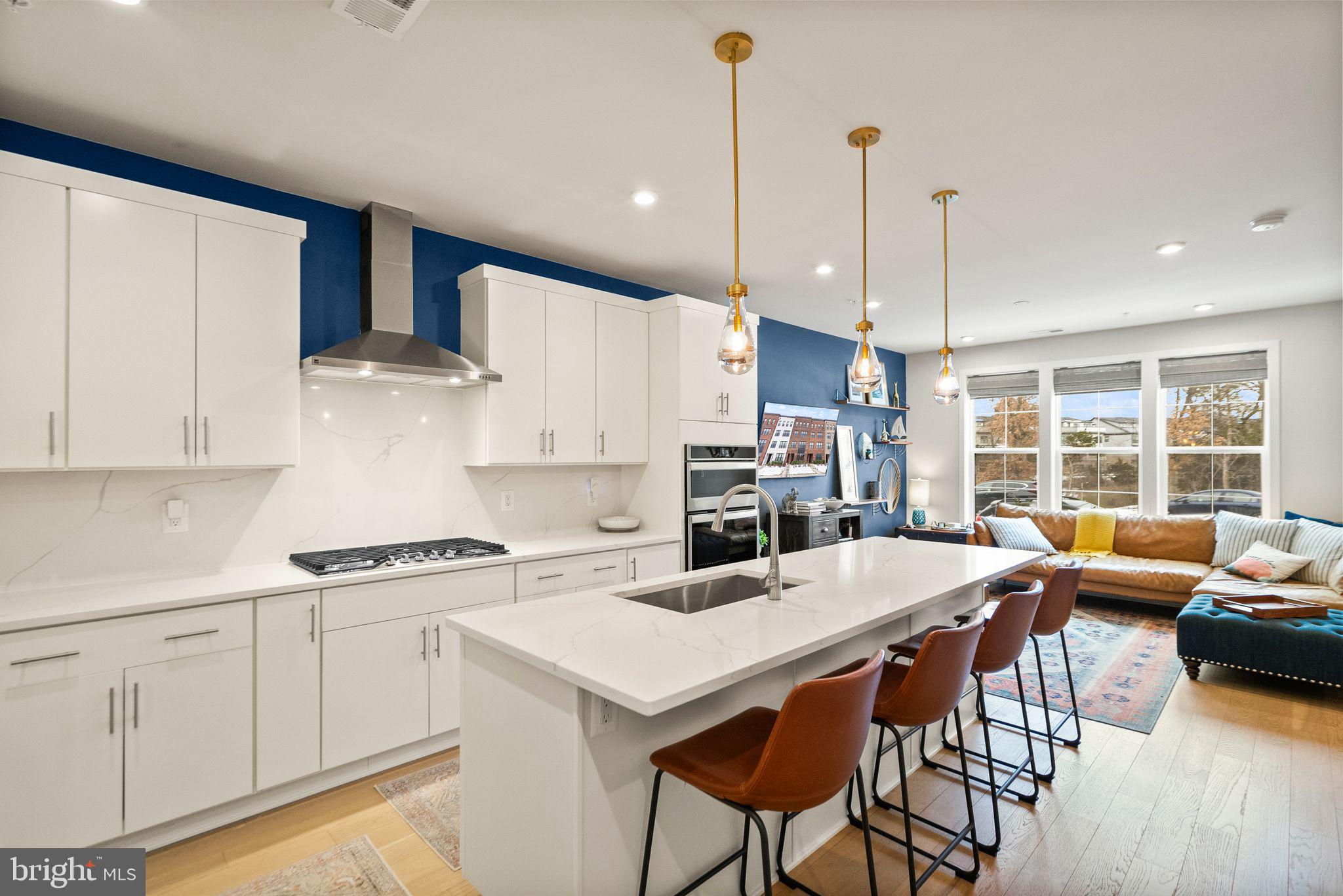 METRO WALK AT MOOREFIELD STATION - Residential Lease