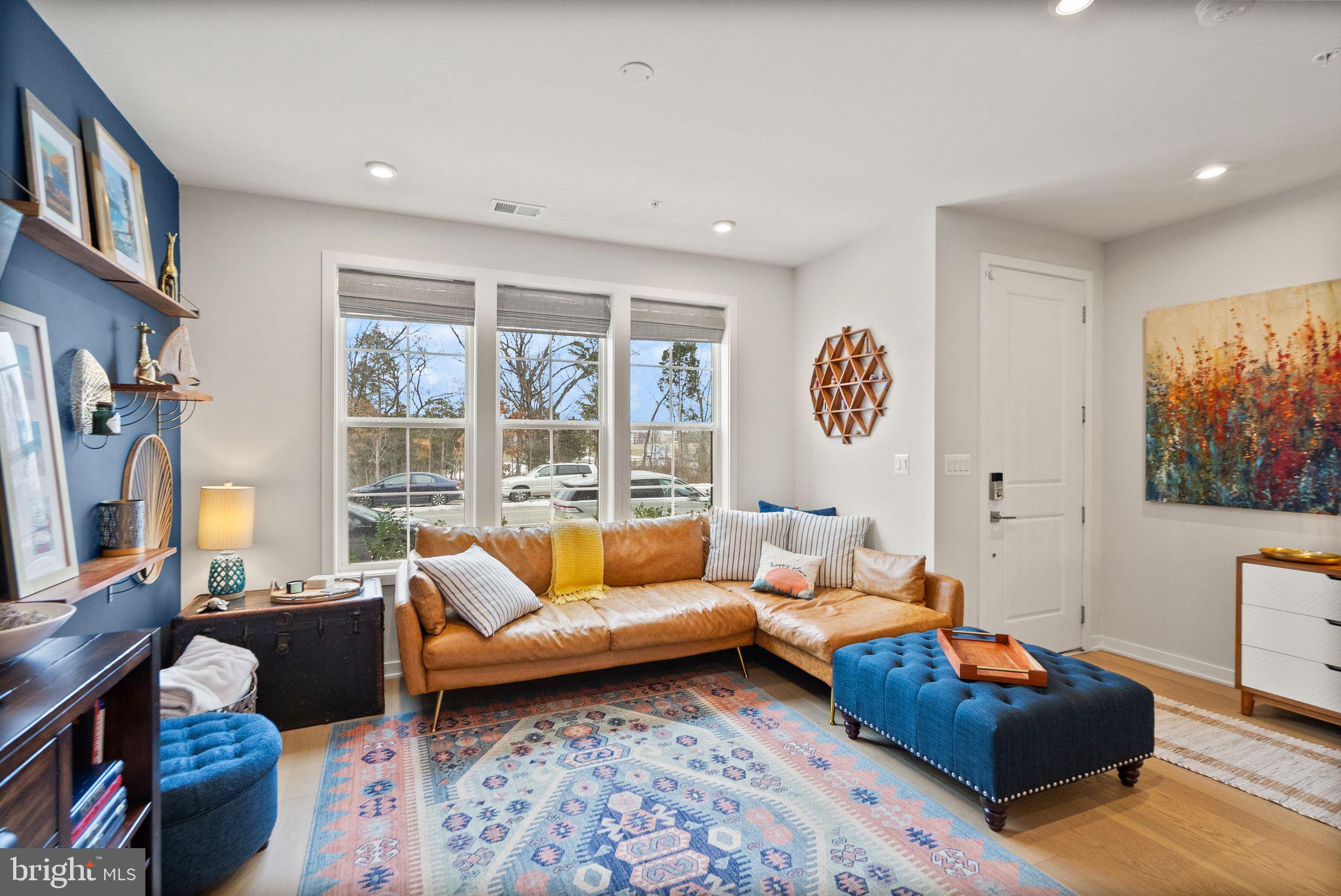 METRO WALK AT MOOREFIELD STATION - Residential Lease