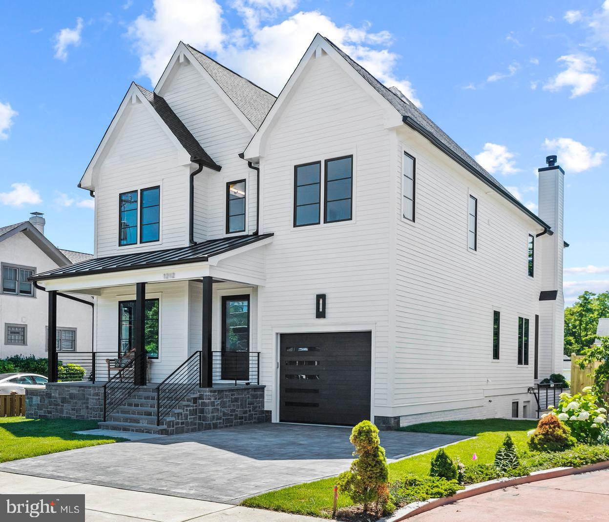 WAYCROFT - WOODLAWN - Residential