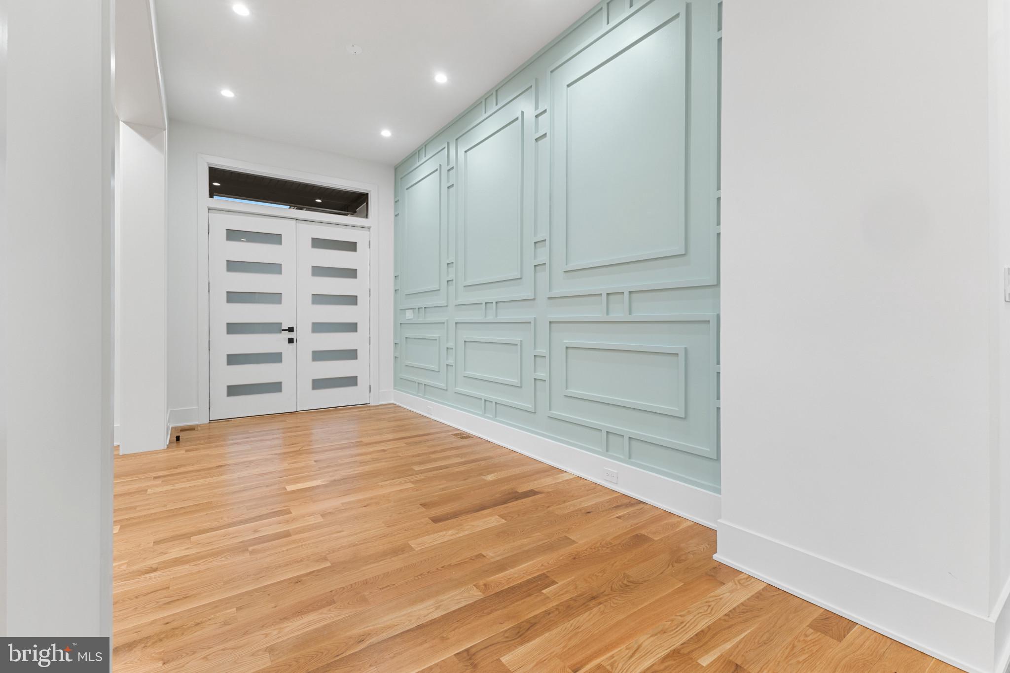 PIMMIT HILLS - Residential