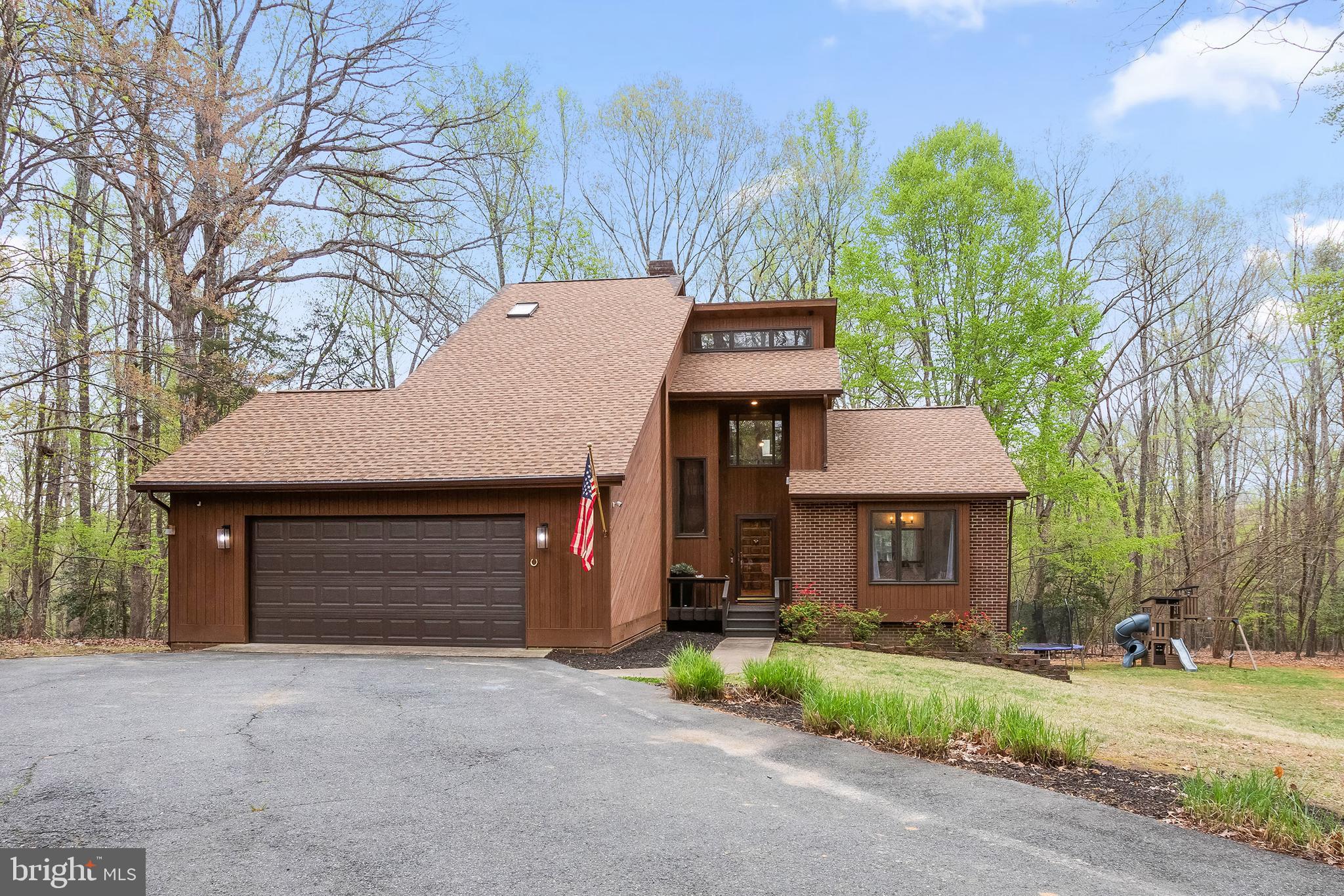 RIVER BLUFFS - Residential